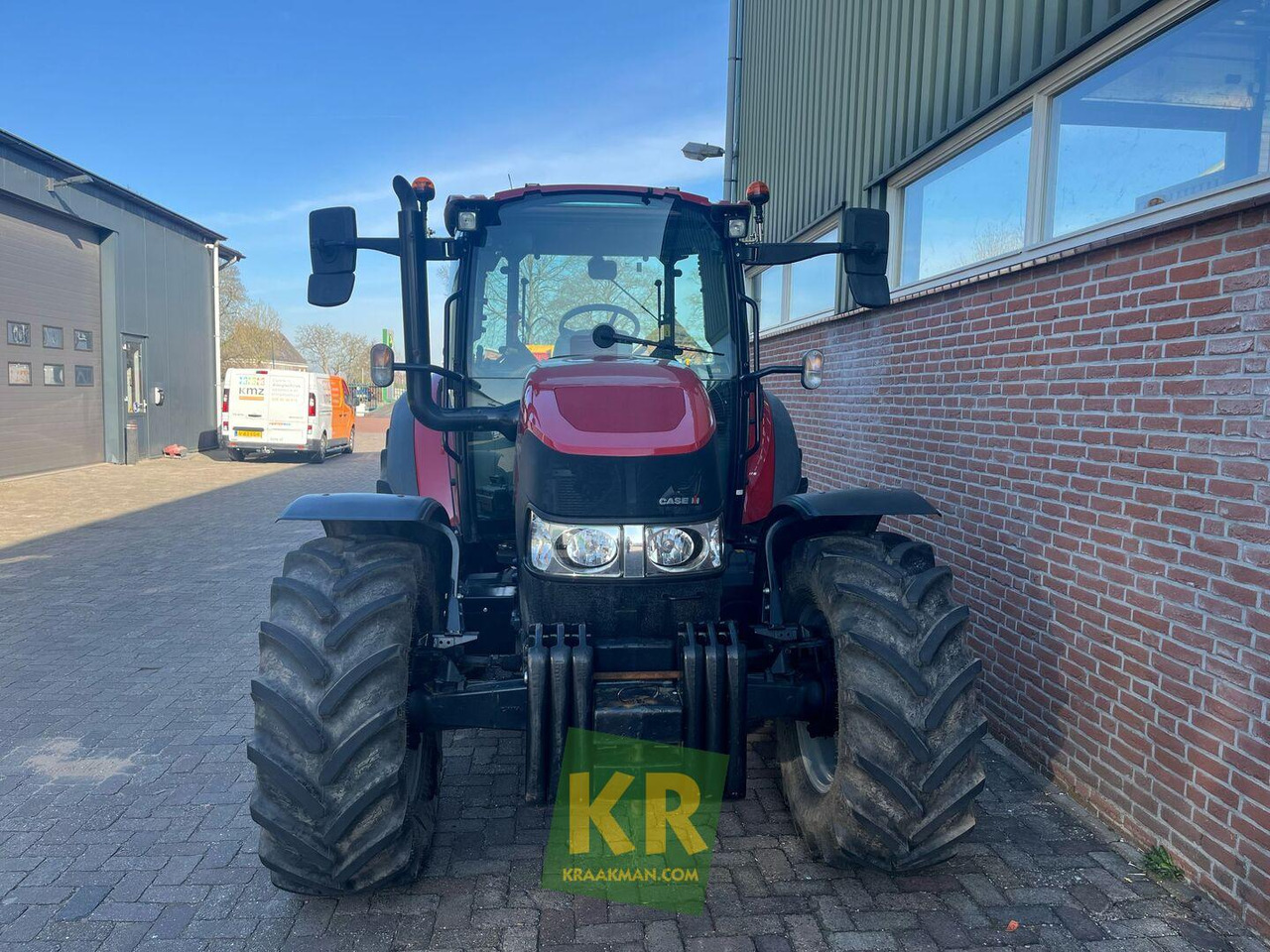 Case IH International Farmall 120C - Traktör: fotoğraf 2 Case IH International Farmall 120C - Traktör: fotoğraf 2