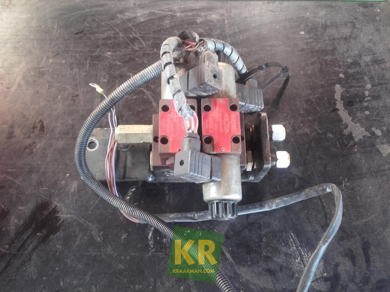 John Deere 1100 Controller - Navigasyon sistemi - Traktör: fotoğraf 4 John Deere 1100 Controller - Navigasyon sistemi - Traktör: fotoğraf 4