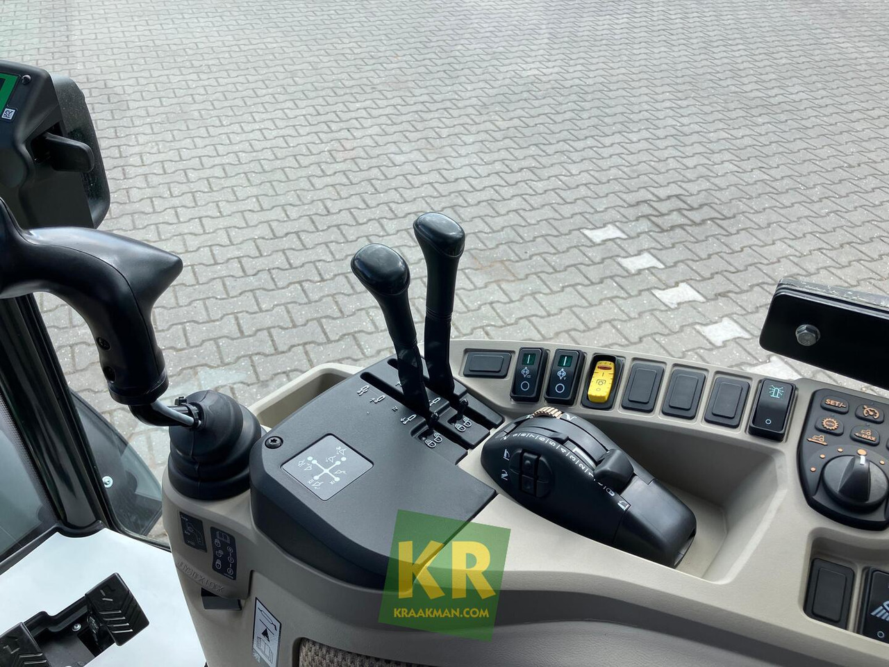John Deere 4066R - Küçük traktör: fotoğraf 5 John Deere 4066R - Küçük traktör: fotoğraf 5