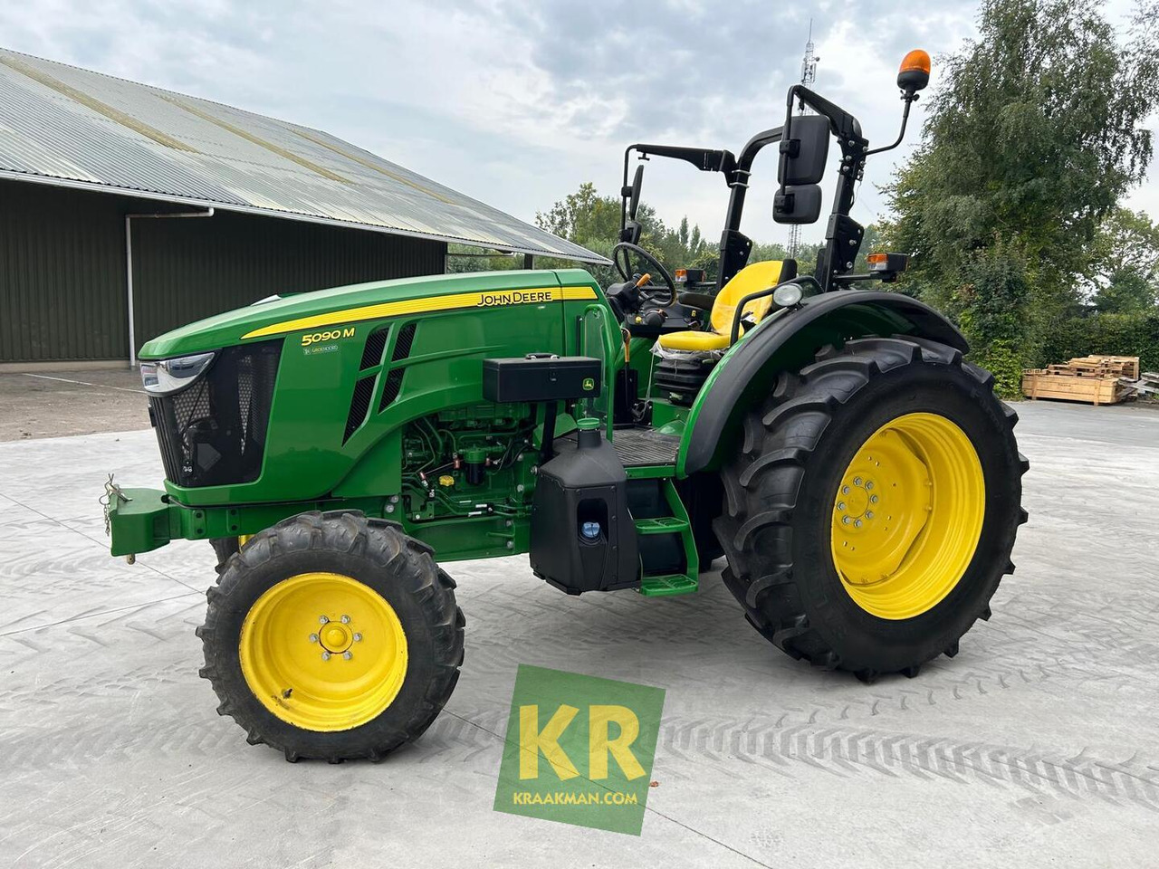 John Deere 5090M - Traktör: fotoğraf 4 John Deere 5090M - Traktör: fotoğraf 4