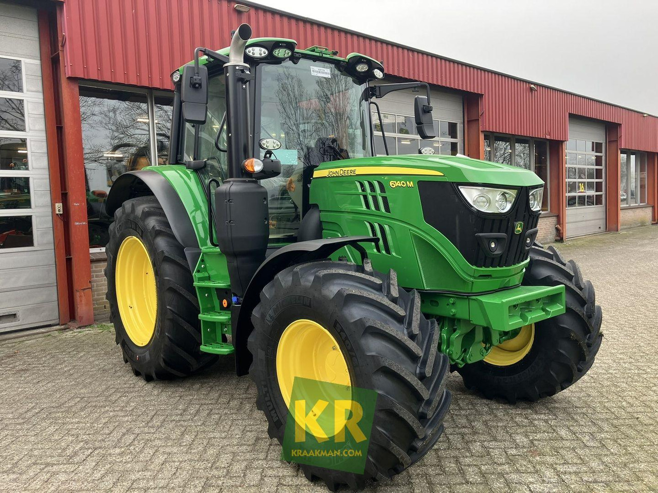 John Deere 6140M - Traktör: fotoğraf 2 John Deere 6140M - Traktör: fotoğraf 2