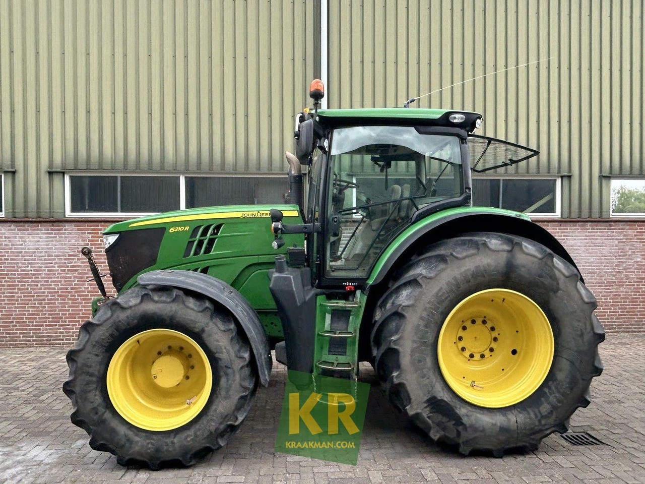 John Deere 6210R - Traktör: fotoğraf 1 John Deere 6210R - Traktör: fotoğraf 1