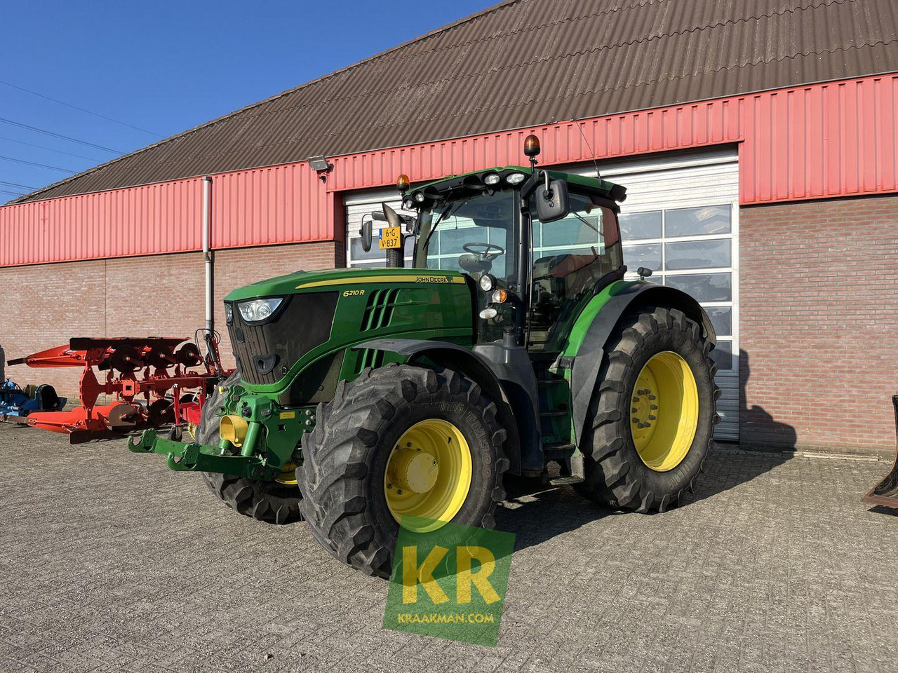 John Deere 6210R - Traktör: fotoğraf 1 John Deere 6210R - Traktör: fotoğraf 1