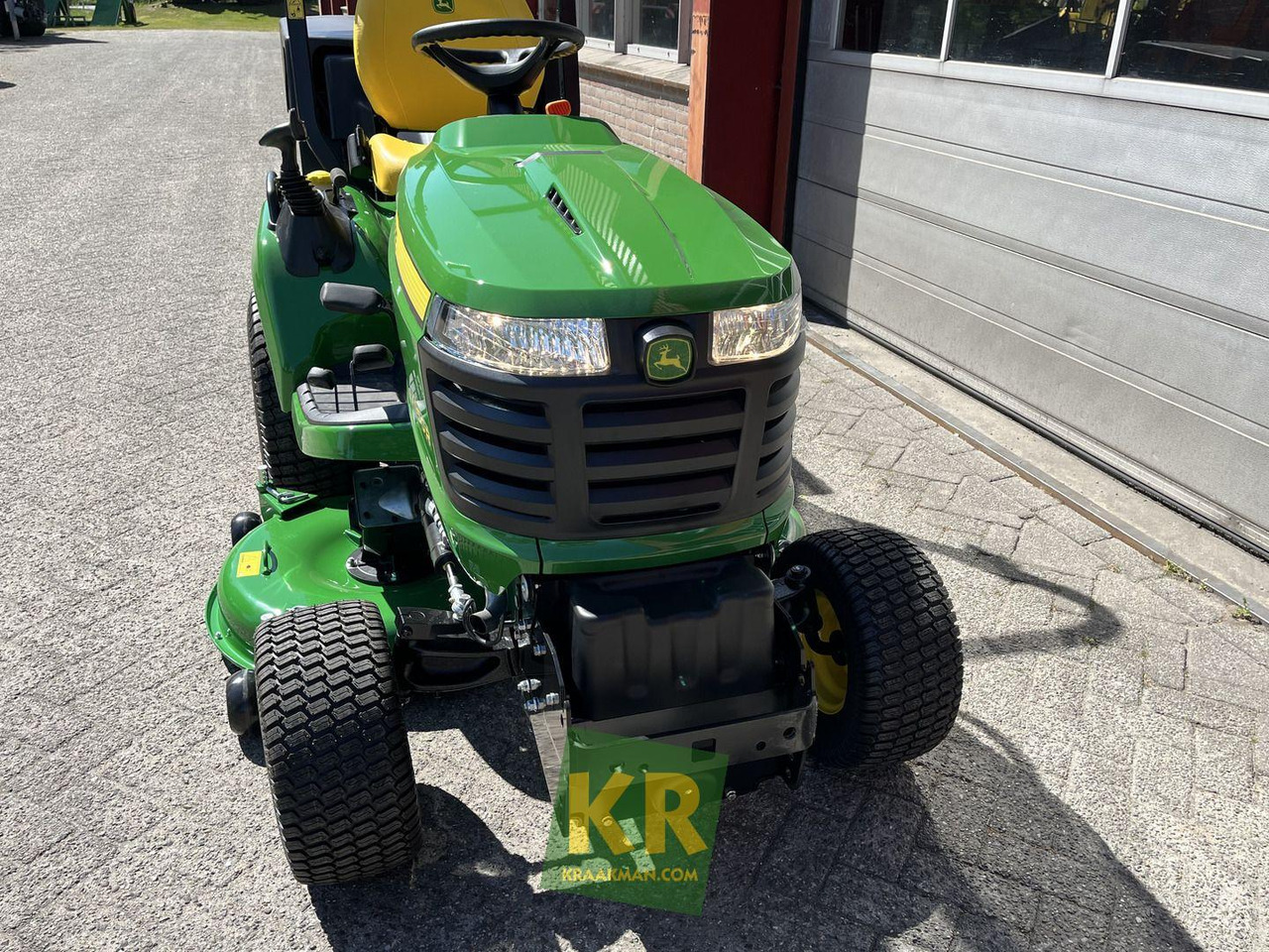 John Deere X950R - Çim biçme makinesi: fotoğraf 4 John Deere X950R - Çim biçme makinesi: fotoğraf 4
