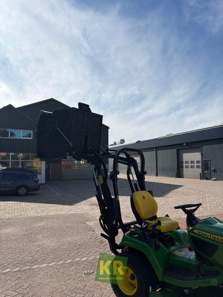 John Deere X950R - Çim biçme makinesi: fotoğraf 5 John Deere X950R - Çim biçme makinesi: fotoğraf 5