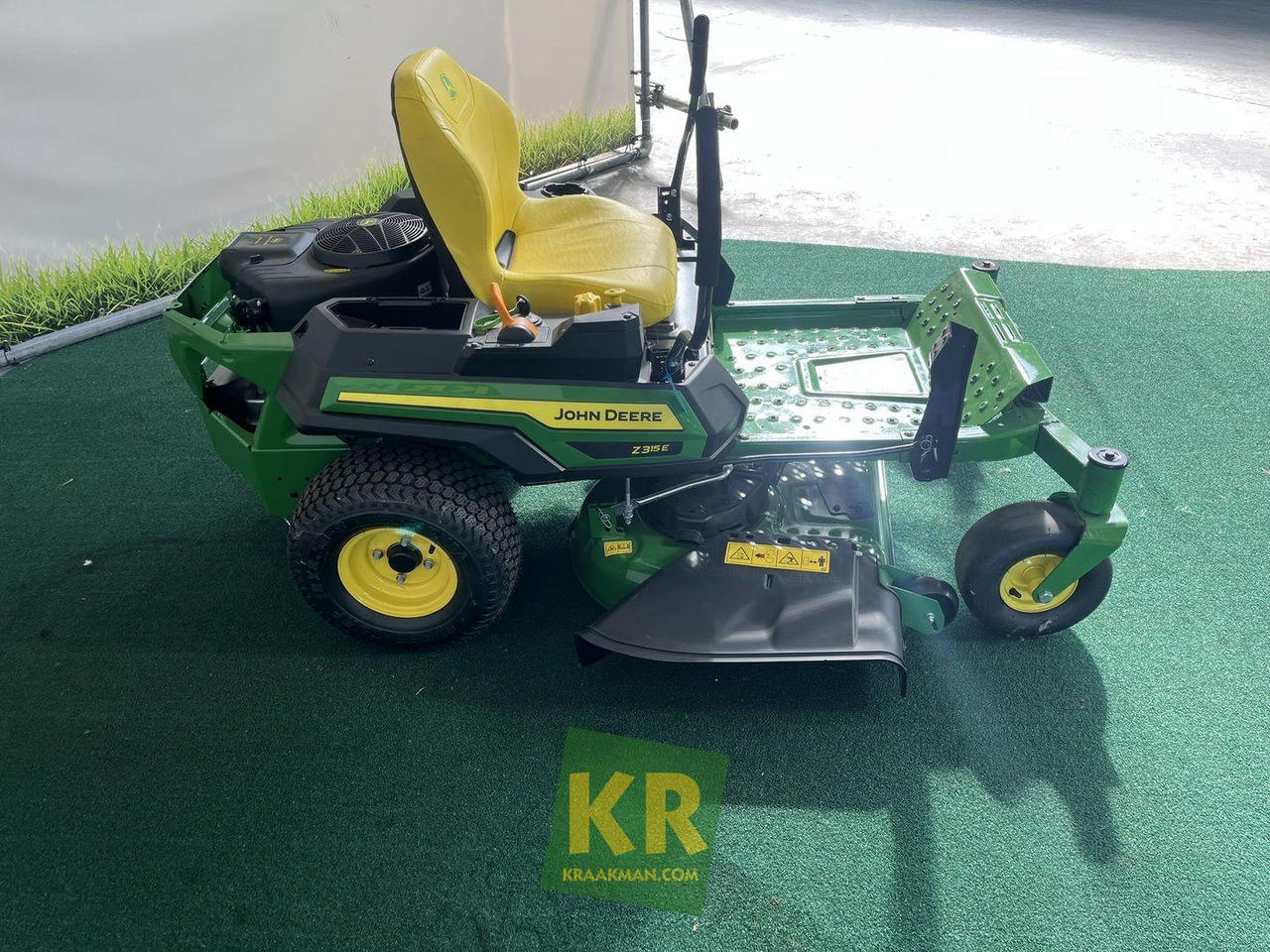 Z315E Zeroturn maaier John Deere - Çim biçme makinesi: fotoğraf 4 Z315E Zeroturn maaier John Deere - Çim biçme makinesi: fotoğraf 4