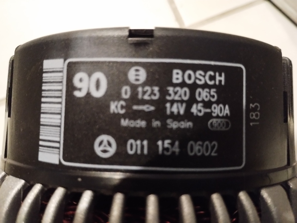 Alternator Mercedes 0111540602 0123320065 90A BOSCH SPRINTER 901 902 903 904 C KLASA - Alternatör - Otobüs: fotoğraf 3 Alternator Mercedes 0111540602 0123320065 90A BOSCH SPRINTER 901 902 903 904 C KLASA - Alternatör - Otobüs: fotoğraf 3
