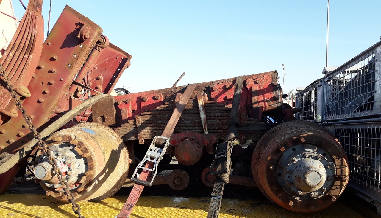 SCANIA 113 143 6x4 6x6 8x4 8x8 - Aks ve yedek parça - Kamyon: fotoğraf 1 SCANIA 113 143 6x4 6x6 8x4 8x8 - Aks ve yedek parça - Kamyon: fotoğraf 1