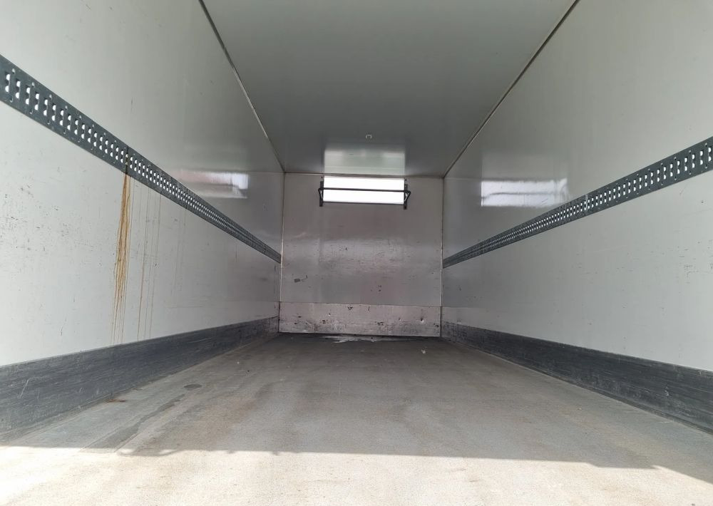 Mercedes-Benz Antos 1830 - Refrijeratör kamyon: fotoğraf 5 Mercedes-Benz Antos 1830 - Refrijeratör kamyon: fotoğraf 5