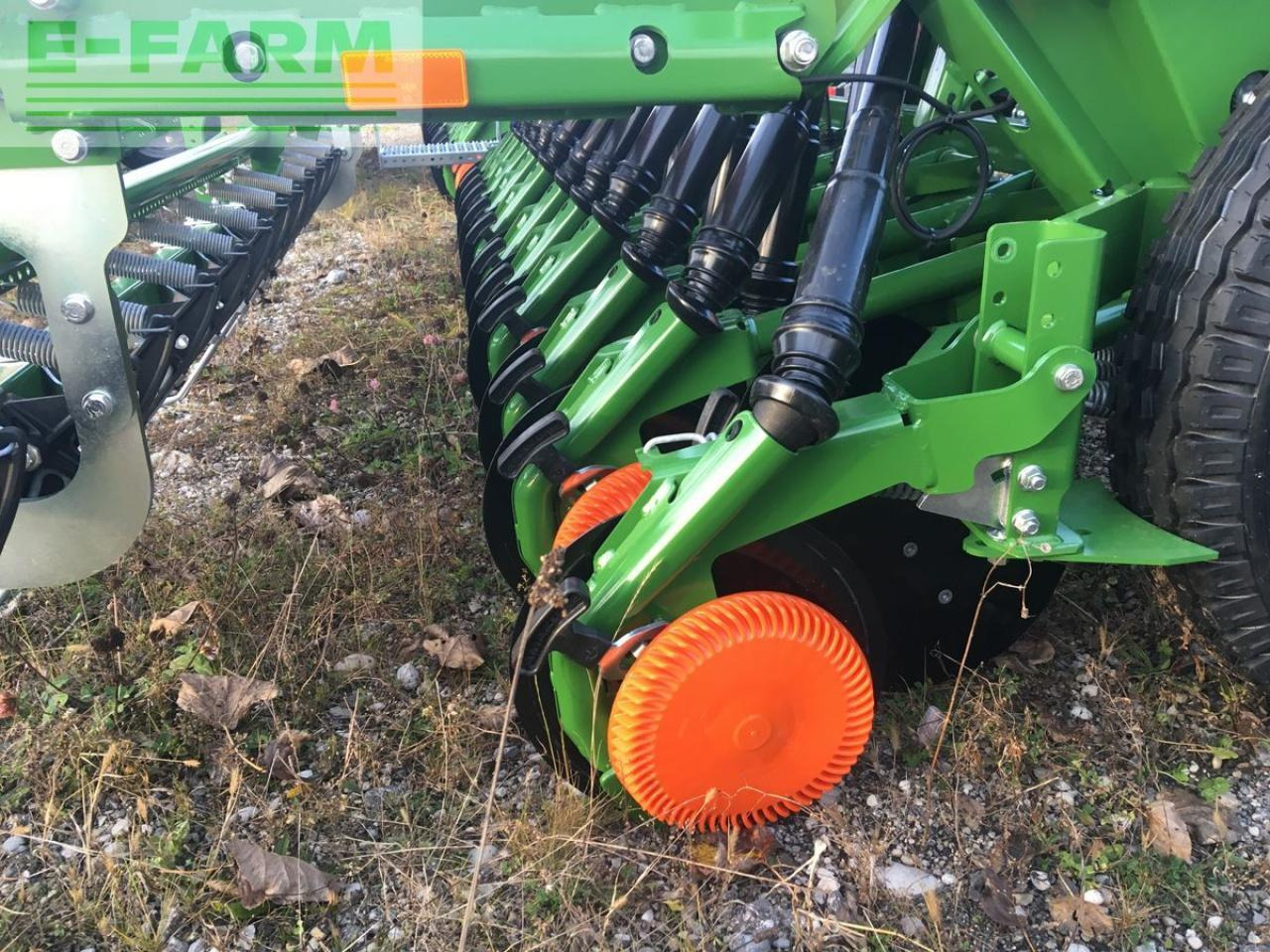 Amazone d9 3000 spezial - Ekim makinesi: fotoğraf 3 Amazone d9 3000 spezial - Ekim makinesi: fotoğraf 3