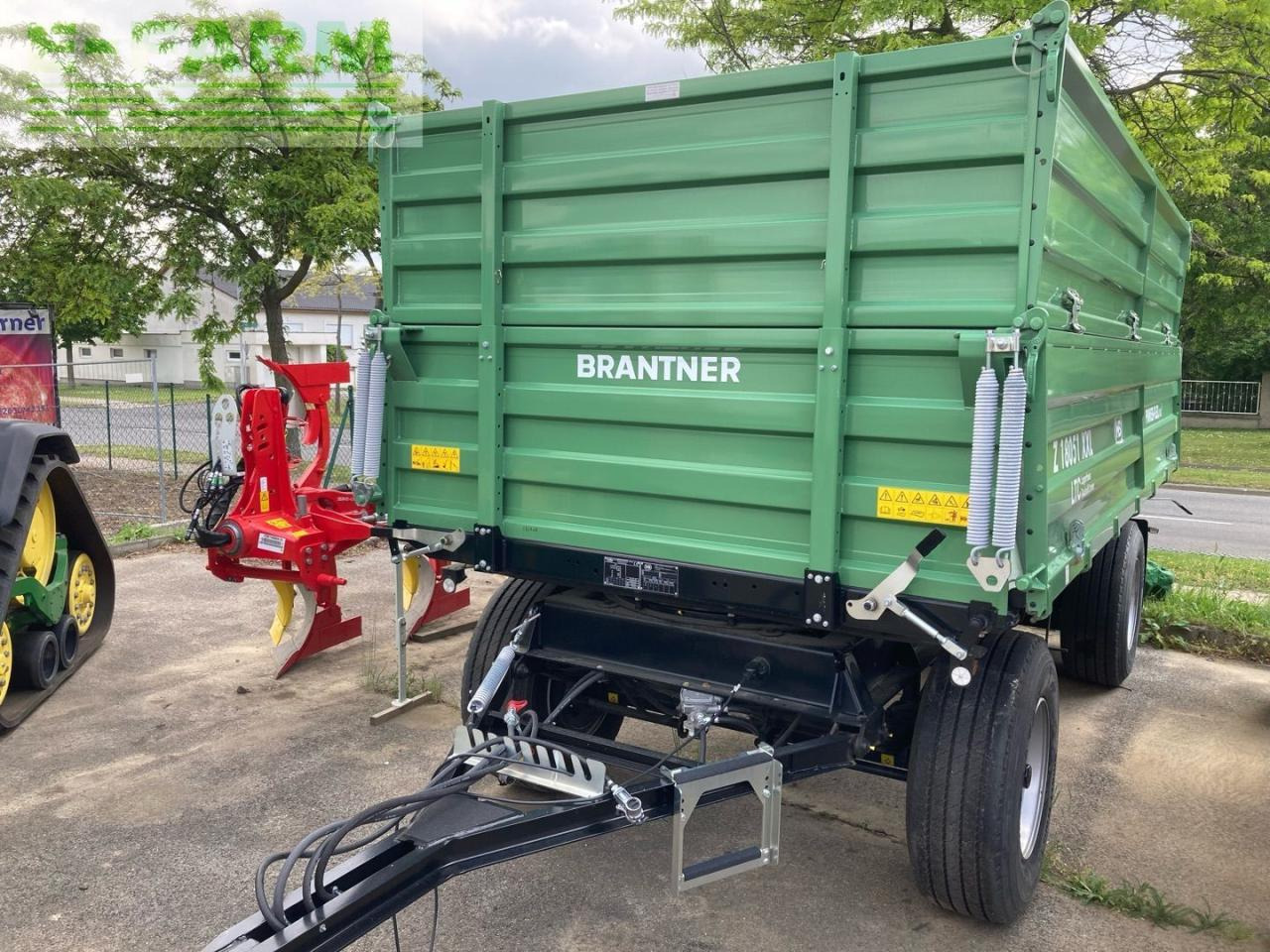Brantner Z18051/2X - Damperli traktör römorku: fotoğraf 1 Brantner Z18051/2X - Damperli traktör römorku: fotoğraf 1