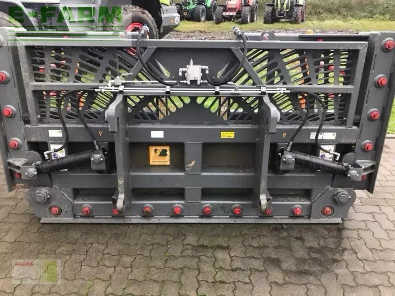 Bressel buck rake - Mini ekskavatör: fotoğraf 3 Bressel buck rake - Mini ekskavatör: fotoğraf 3