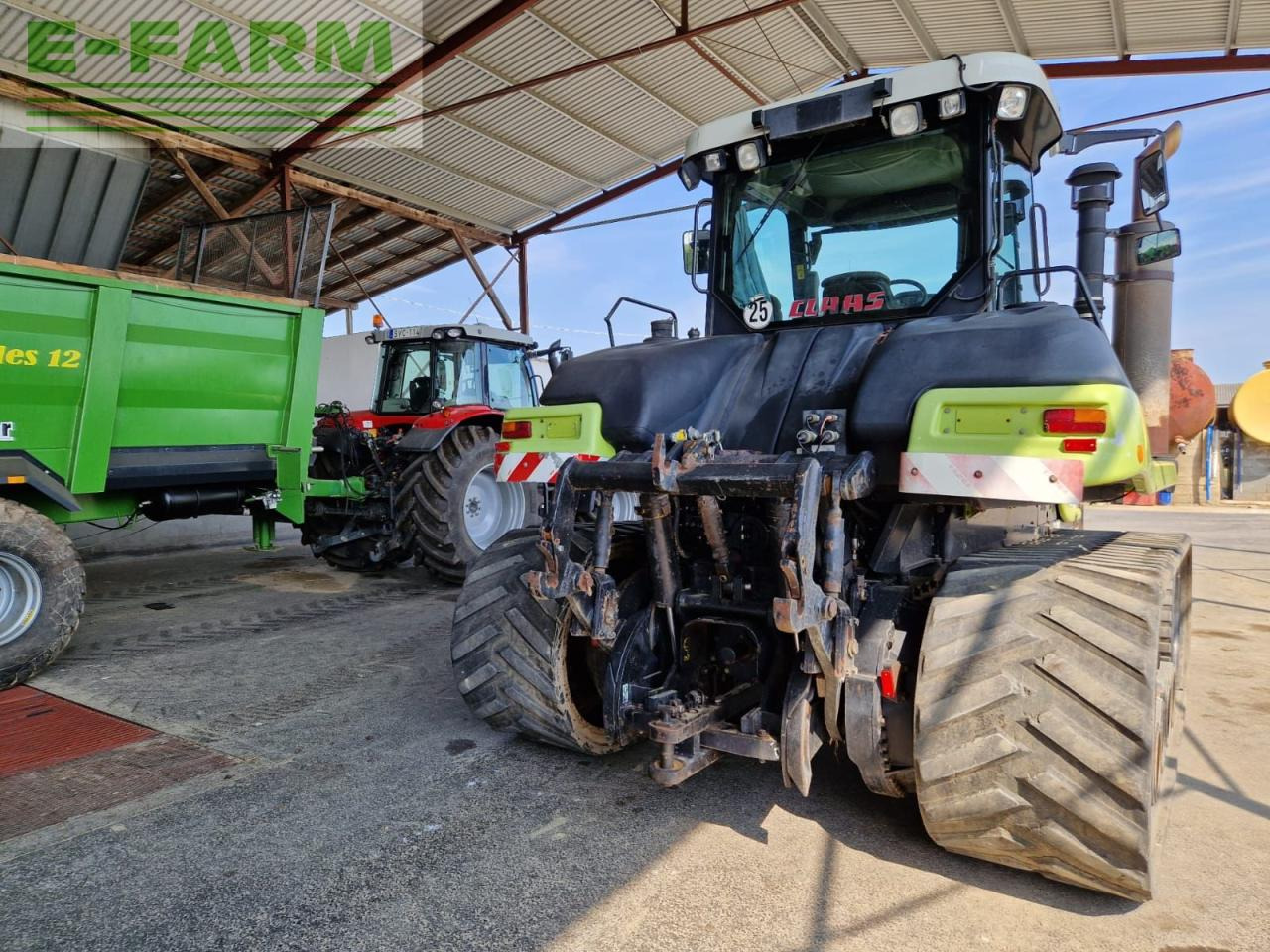CLAAS Cat Challenger 75E - Paletli traktör: fotoğraf 2 CLAAS Cat Challenger 75E - Paletli traktör: fotoğraf 2