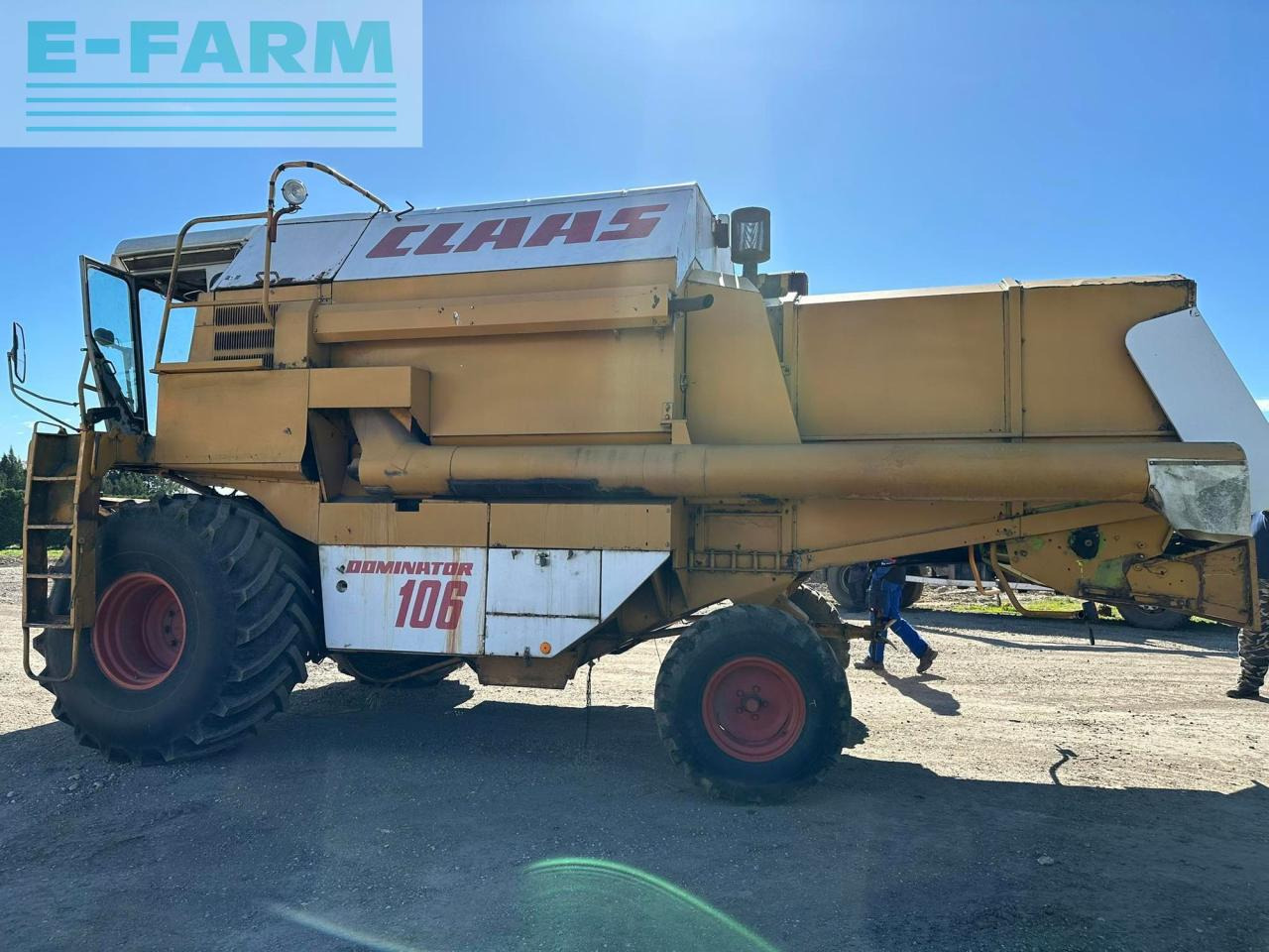 CLAAS Dominator 106 - Biçerdöver: fotoğraf 1 CLAAS Dominator 106 - Biçerdöver: fotoğraf 1