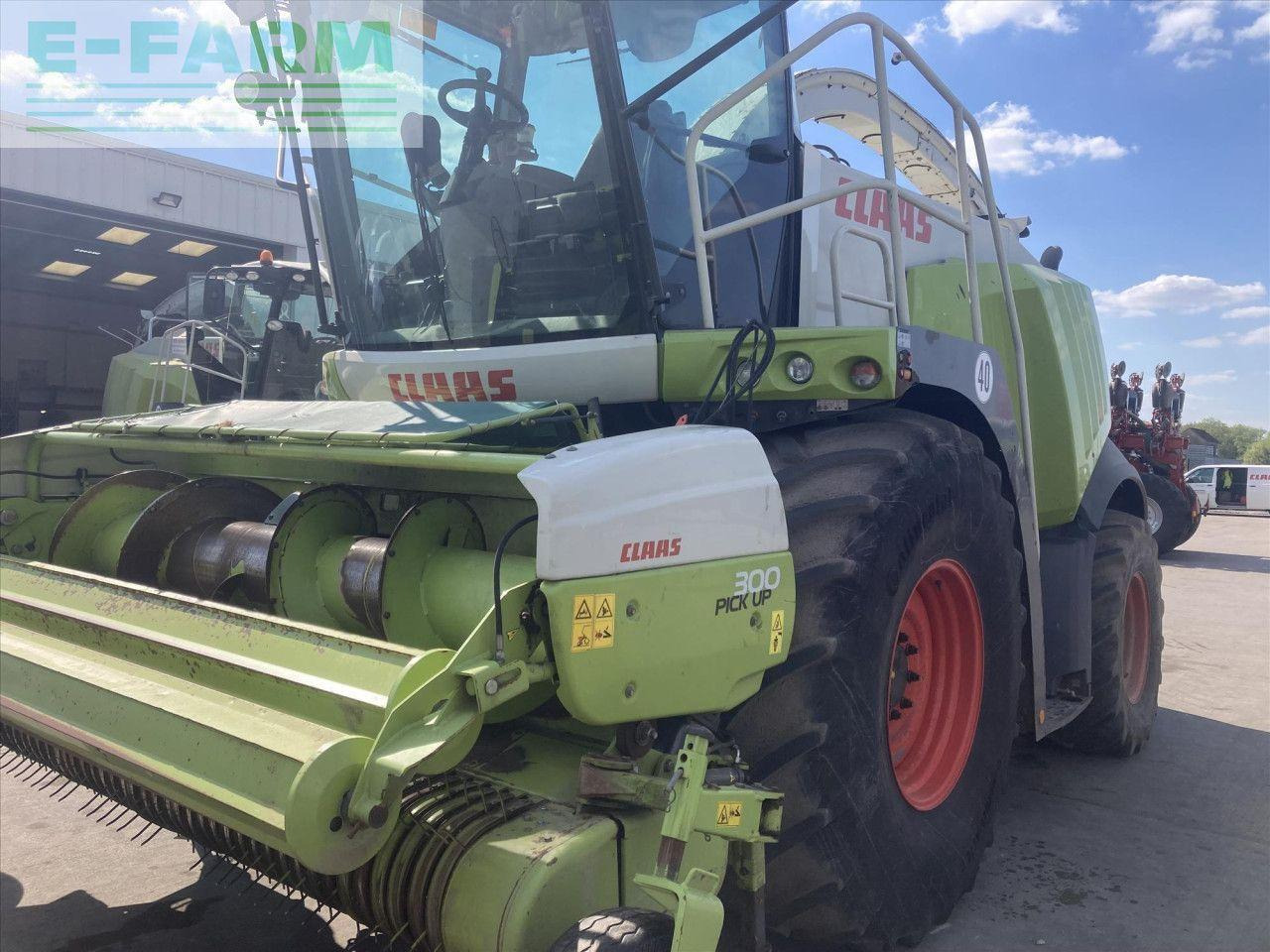 CLAAS JAGUAR 940 C/W PU300 4WD - Silaj makinesi: fotoğraf 3 CLAAS JAGUAR 940 C/W PU300 4WD - Silaj makinesi: fotoğraf 3