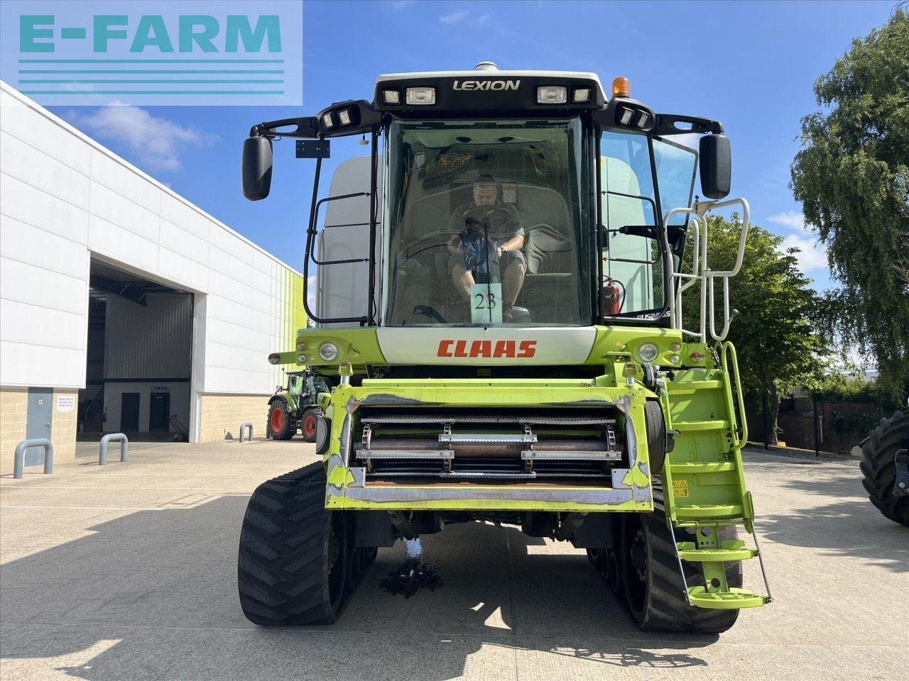 CLAAS LEXION 750 TT - Biçerdöver: fotoğraf 2 CLAAS LEXION 750 TT - Biçerdöver: fotoğraf 2