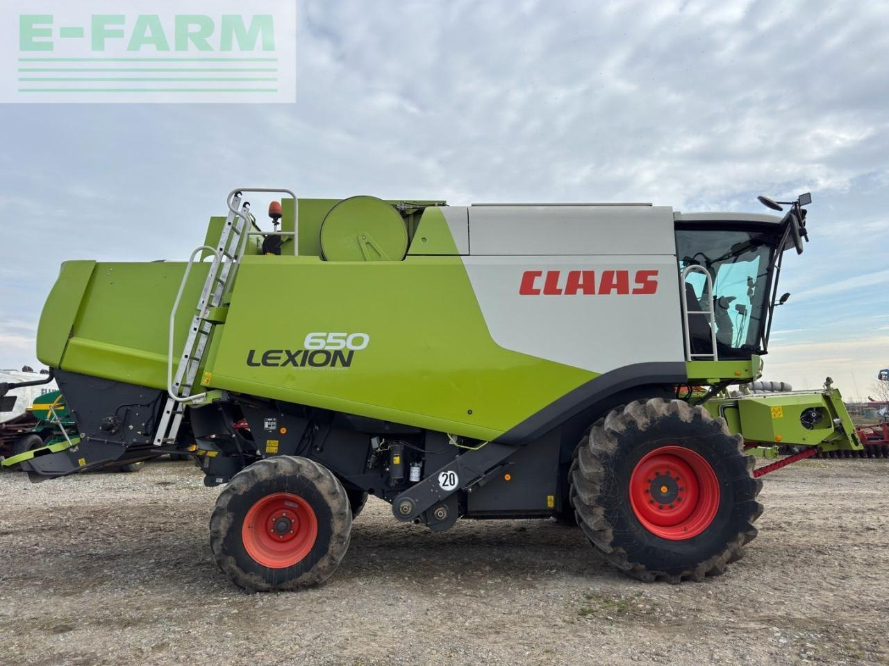 CLAAS Lexion 650 - Biçerdöver: fotoğraf 4 CLAAS Lexion 650 - Biçerdöver: fotoğraf 4