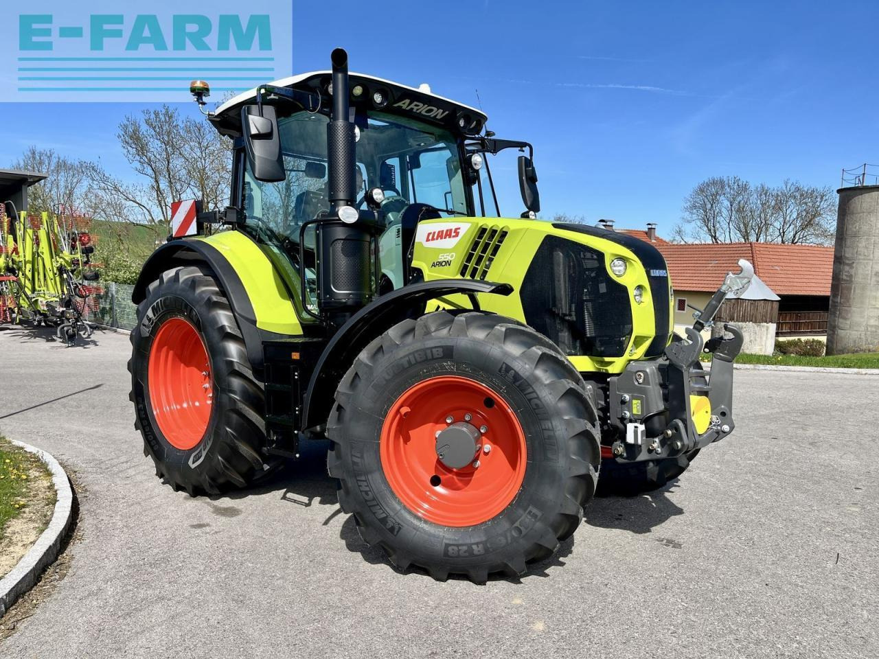 CLAAS arion 550 cmatic cbis CMATIC CEBIS - Traktör: fotoğraf 1 CLAAS arion 550 cmatic cbis CMATIC CEBIS - Traktör: fotoğraf 1