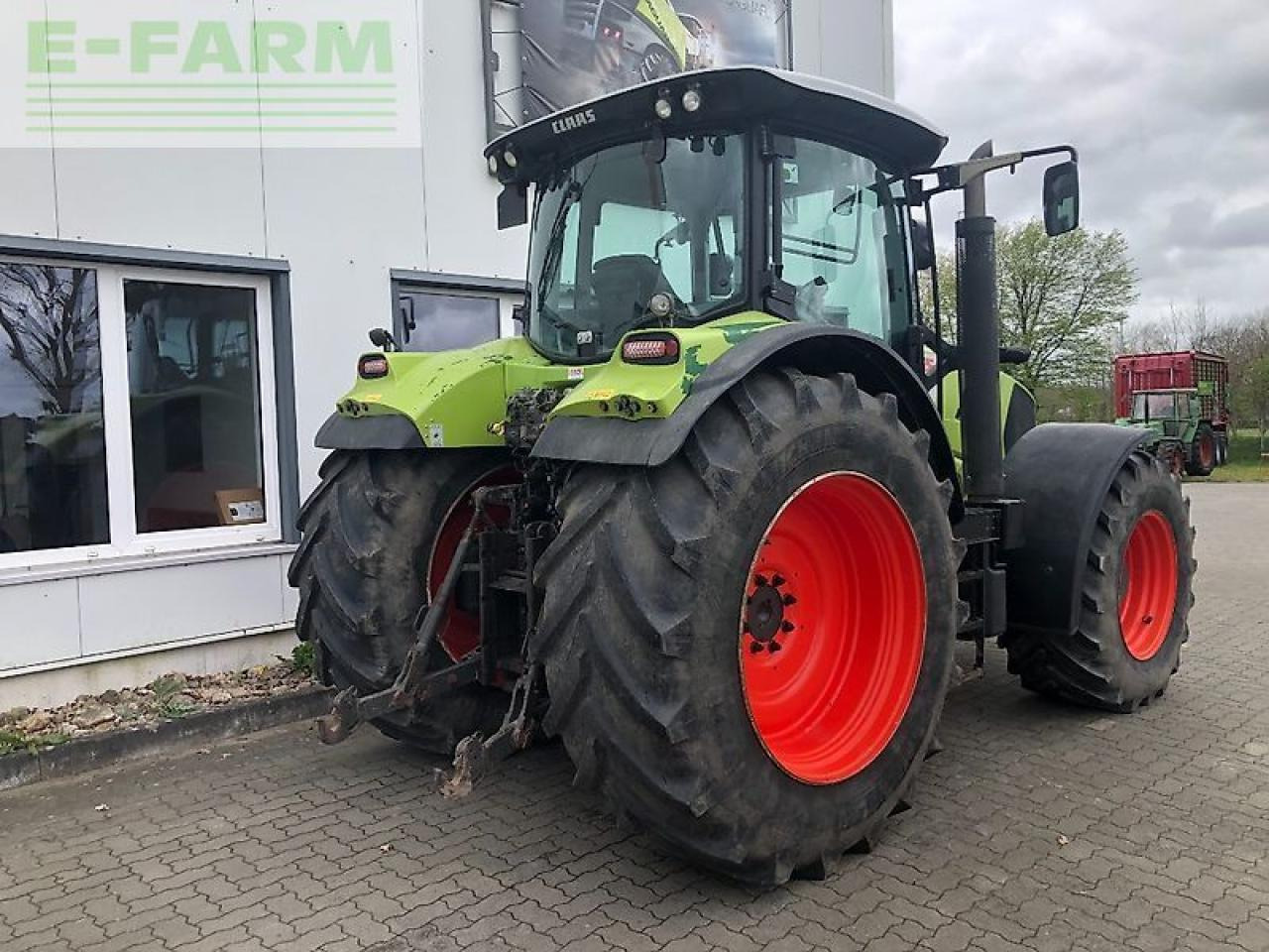 CLAAS arion 650 cmatic CMATIC - Traktör: fotoğraf 4 CLAAS arion 650 cmatic CMATIC - Traktör: fotoğraf 4