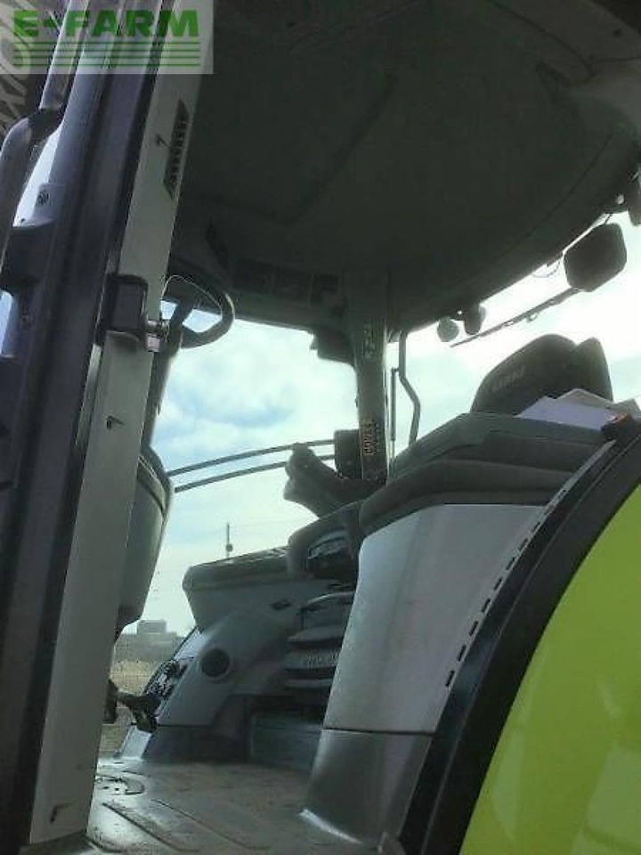 CLAAS axion 810 - Traktör: fotoğraf 5 CLAAS axion 810 - Traktör: fotoğraf 5