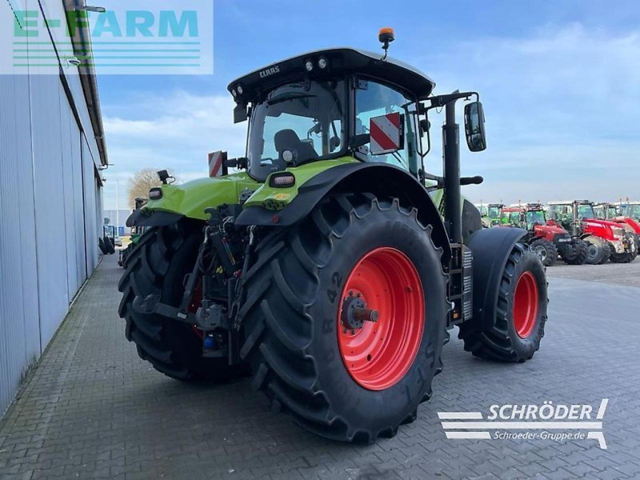 CLAAS axion 810 cmatic cebis CMATIC CEBIS - Traktör: fotoğraf 3 CLAAS axion 810 cmatic cebis CMATIC CEBIS - Traktör: fotoğraf 3
