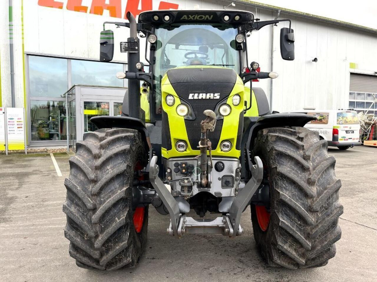 CLAAS axion 810 cmatic cebis CMATIC CEBIS - Traktör: fotoğraf 2 CLAAS axion 810 cmatic cebis CMATIC CEBIS - Traktör: fotoğraf 2