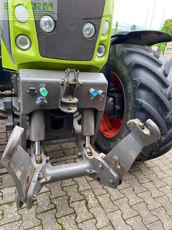 CLAAS axion 820 cmatic CMATIC - Traktör: fotoğraf 3 CLAAS axion 820 cmatic CMATIC - Traktör: fotoğraf 3