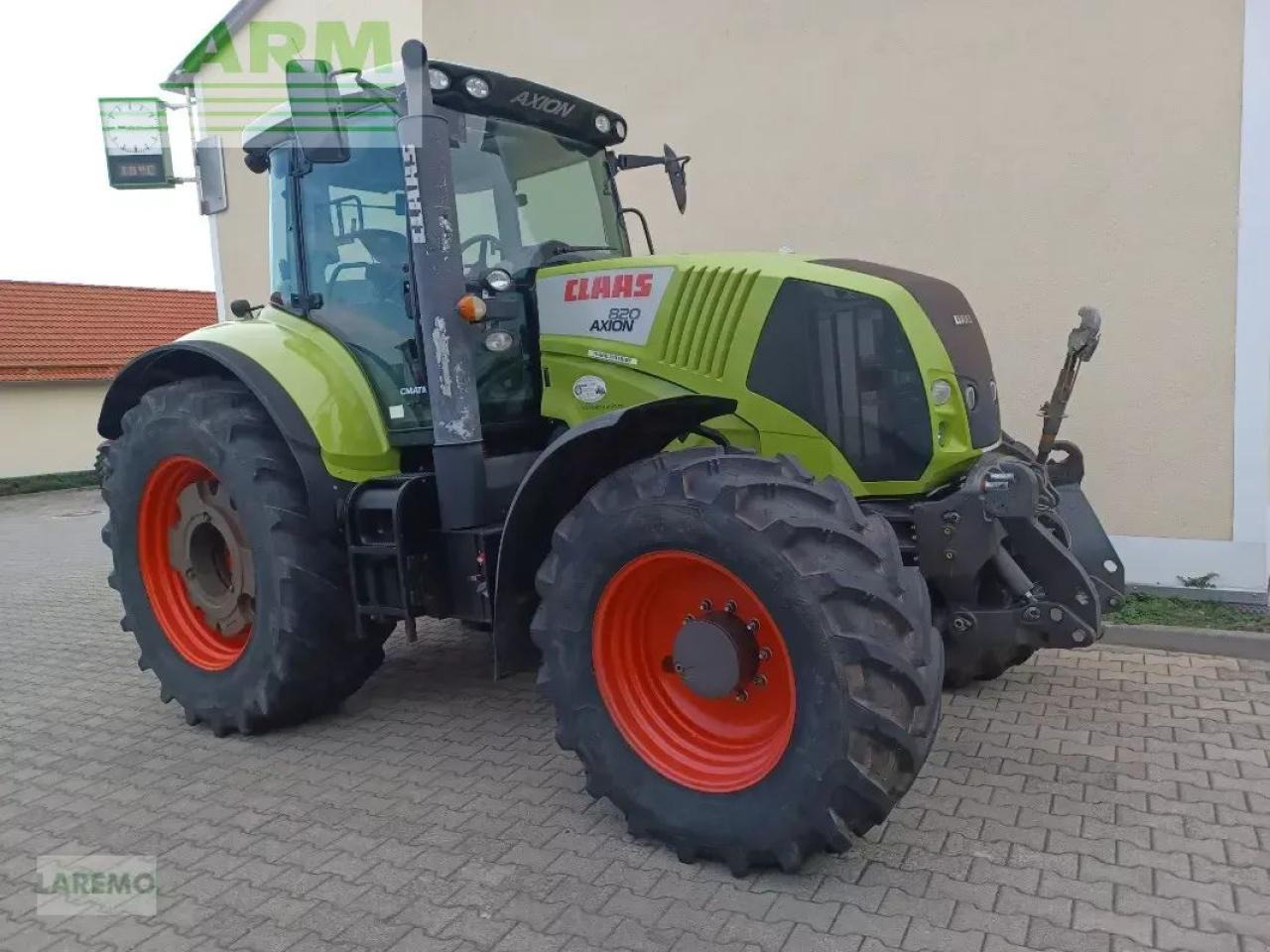 CLAAS axion 820 cmatic cebis CMATIC CEBIS - Traktör: fotoğraf 2 CLAAS axion 820 cmatic cebis CMATIC CEBIS - Traktör: fotoğraf 2
