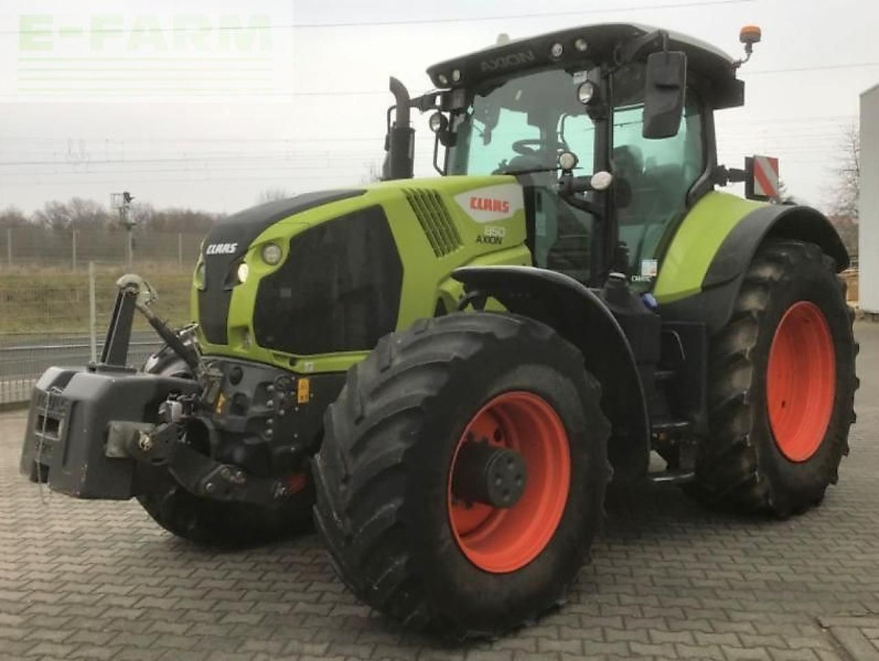 CLAAS axion 850 - Traktör: fotoğraf 1 CLAAS axion 850 - Traktör: fotoğraf 1