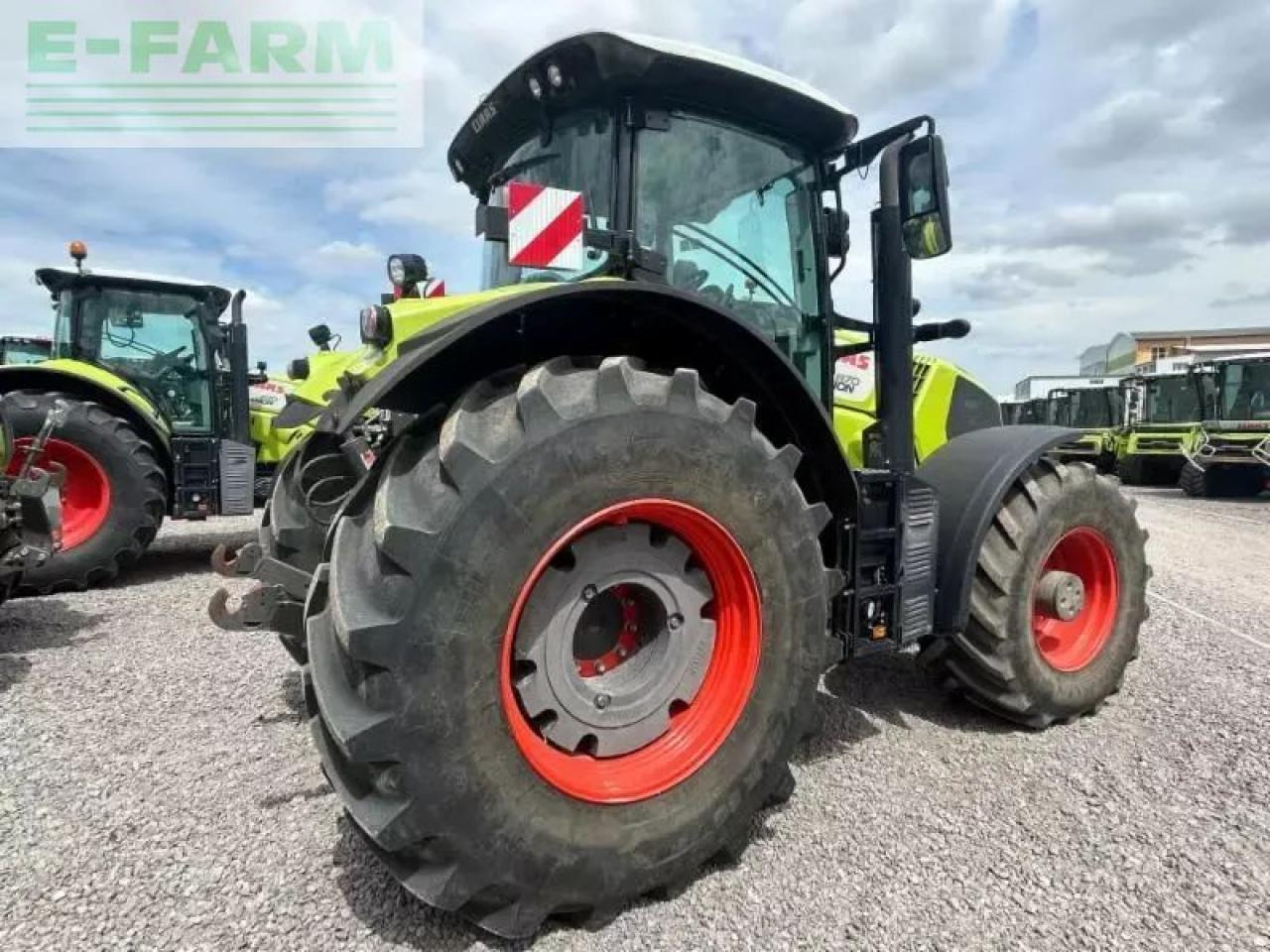 CLAAS axion 870 - Traktör: fotoğraf 4 CLAAS axion 870 - Traktör: fotoğraf 4