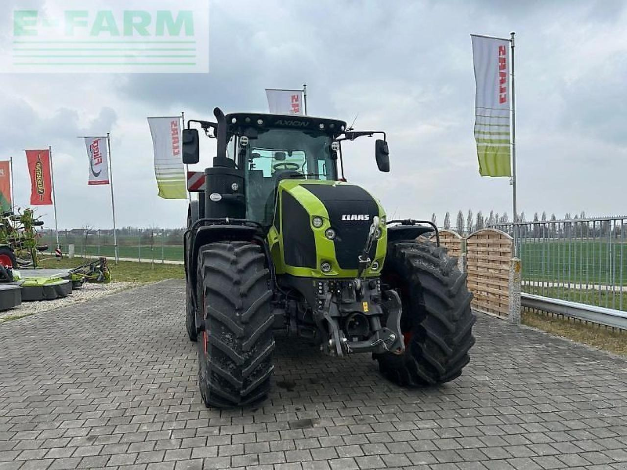 CLAAS axion 930 cmatic cebis CMATIC CEBIS - Traktör: fotoğraf 2 CLAAS axion 930 cmatic cebis CMATIC CEBIS - Traktör: fotoğraf 2