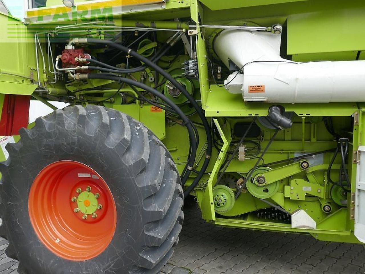 CLAAS dominator 208 mega - Biçerdöver: fotoğraf 5 CLAAS dominator 208 mega - Biçerdöver: fotoğraf 5