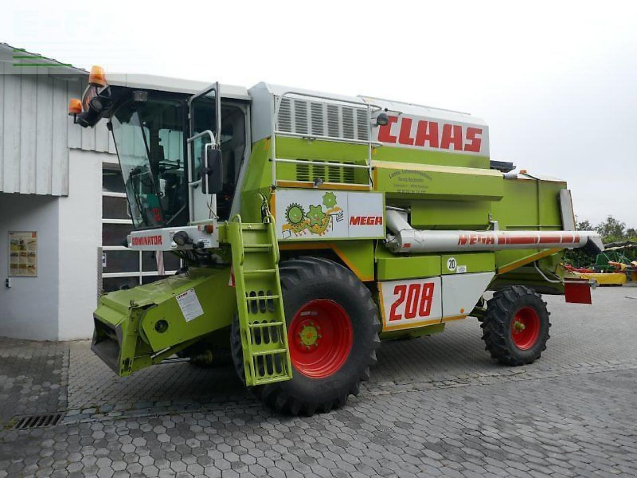 CLAAS dominator 208 mega - Biçerdöver: fotoğraf 1 CLAAS dominator 208 mega - Biçerdöver: fotoğraf 1