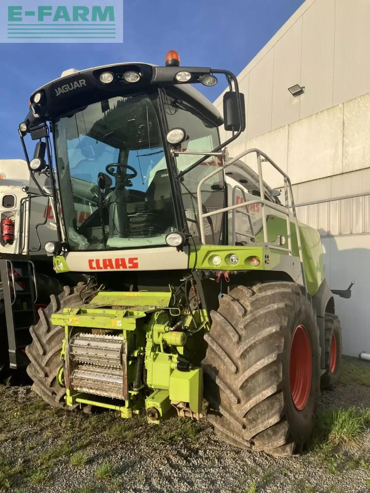 CLAAS ensileuse claas jaguar t4f - Silaj makinesi: fotoğraf 1 CLAAS ensileuse claas jaguar t4f - Silaj makinesi: fotoğraf 1