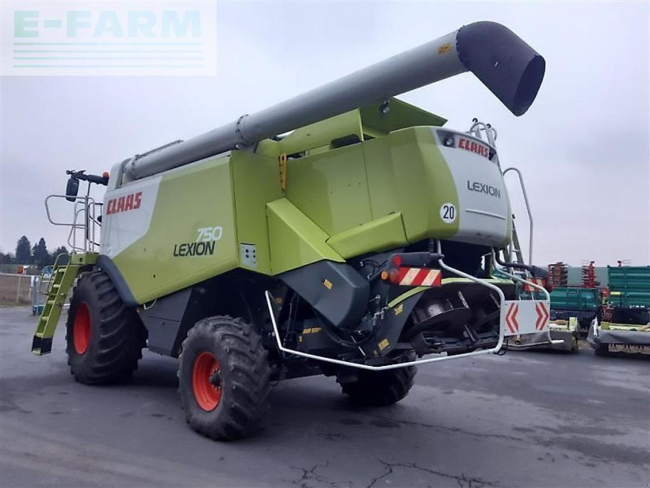 CLAAS gebr. mähdrescher lexion 750 - Biçerdöver: fotoğraf 3 CLAAS gebr. mähdrescher lexion 750 - Biçerdöver: fotoğraf 3