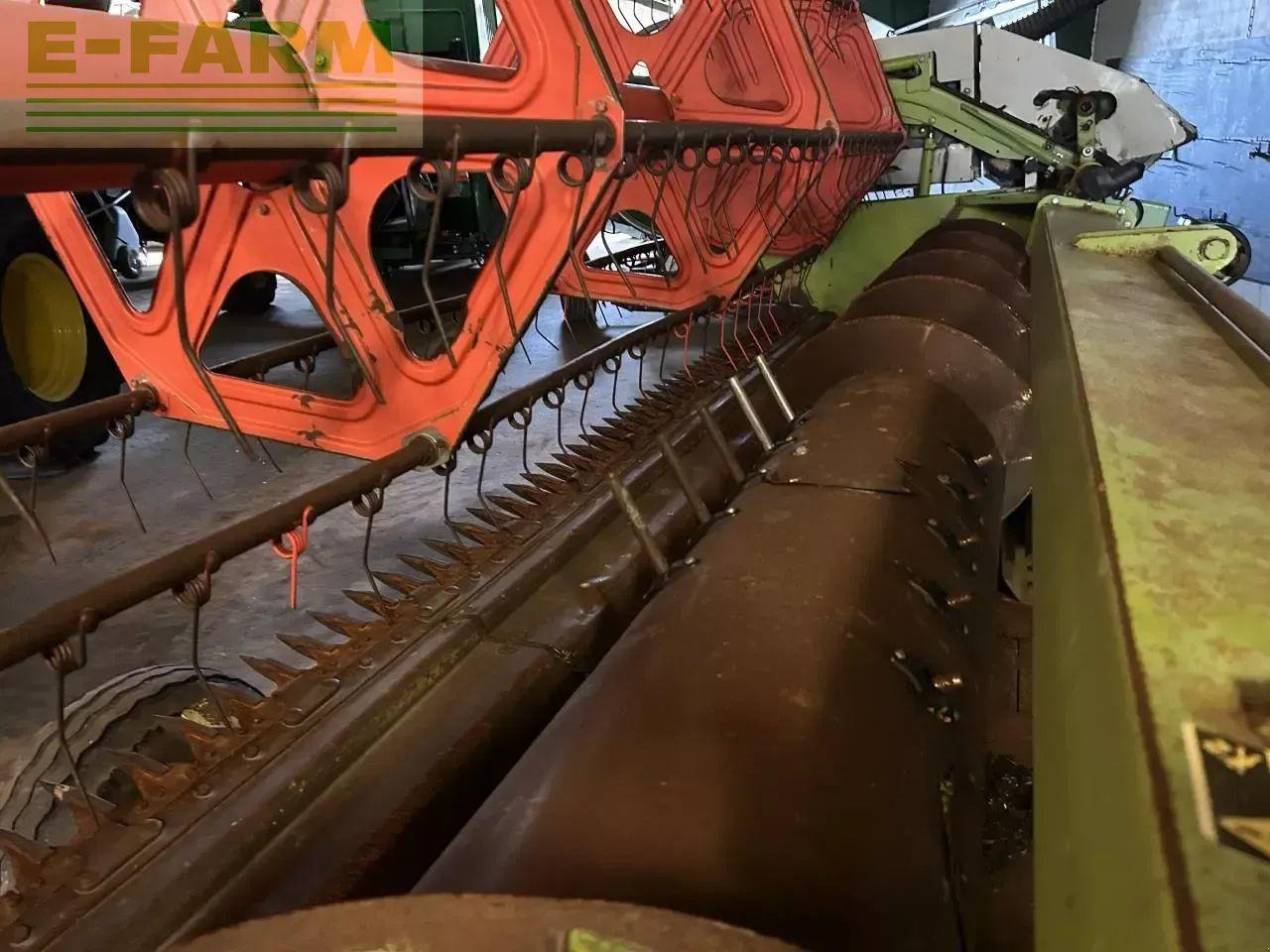 CLAAS lexion 420 - Biçerdöver: fotoğraf 4 CLAAS lexion 420 - Biçerdöver: fotoğraf 4