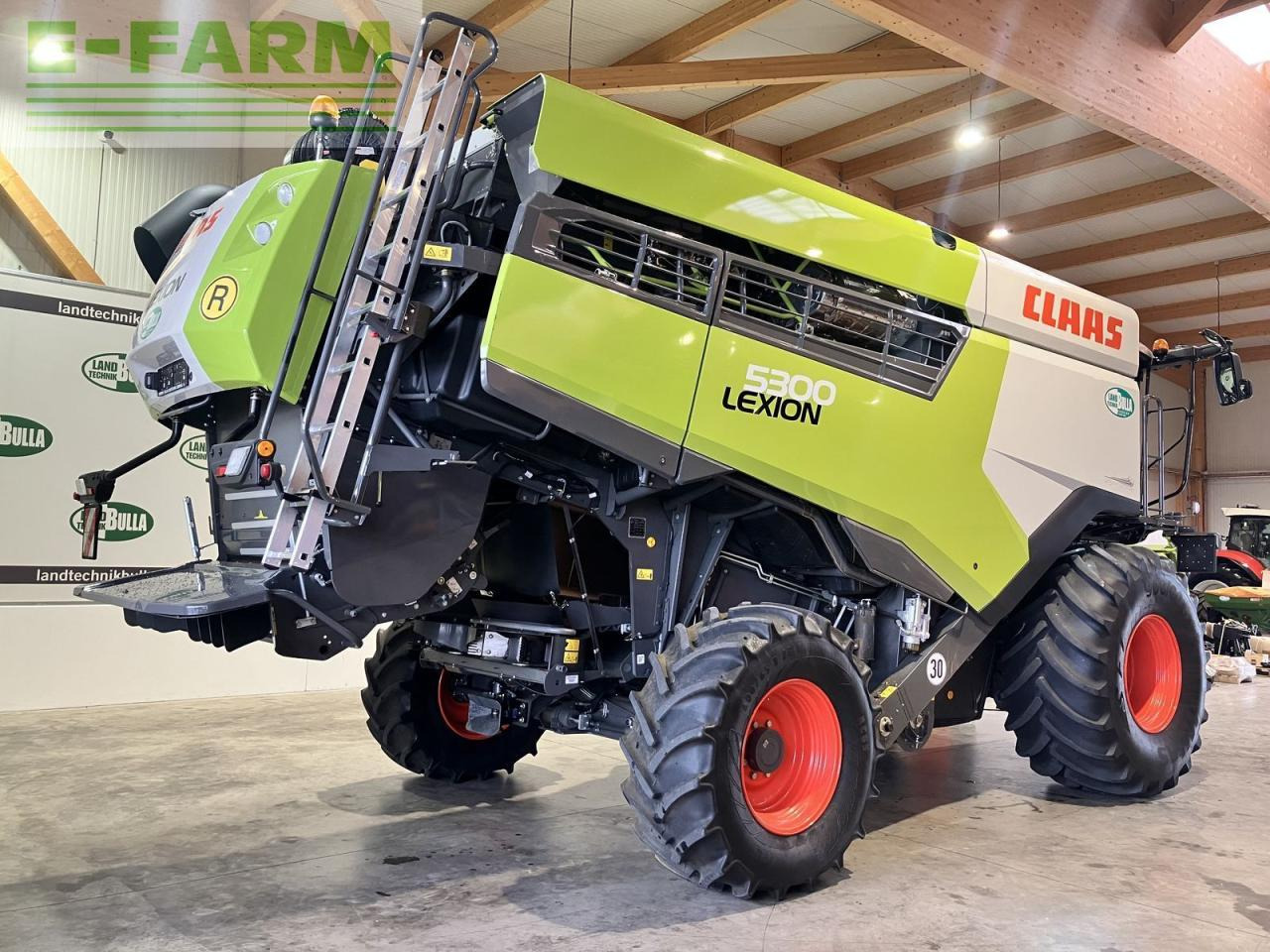 CLAAS lexion 5300 - Biçerdöver: fotoğraf 1 CLAAS lexion 5300 - Biçerdöver: fotoğraf 1