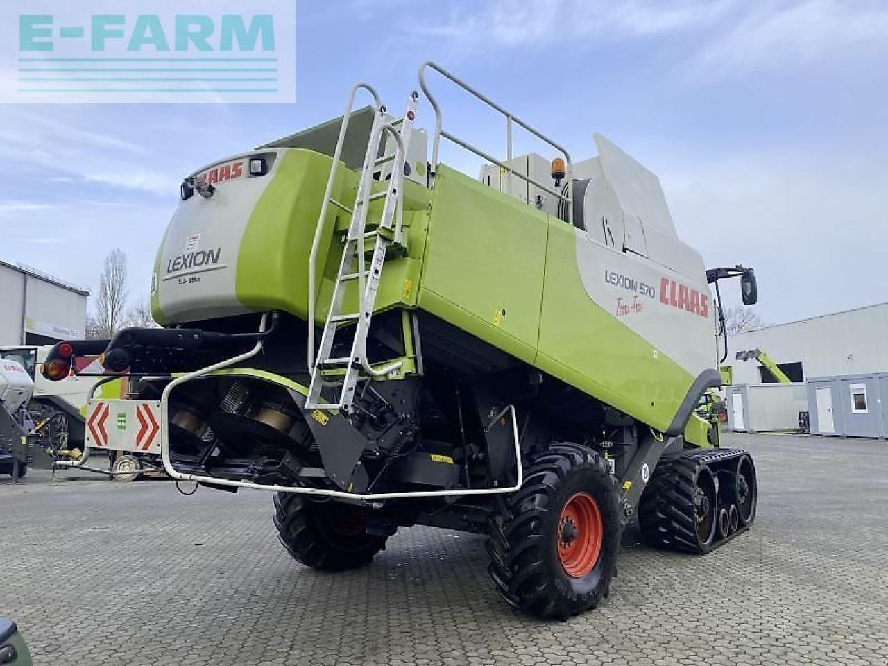 CLAAS lexion 570 tt mit v900+tw - Biçerdöver: fotoğraf 2 CLAAS lexion 570 tt mit v900+tw - Biçerdöver: fotoğraf 2