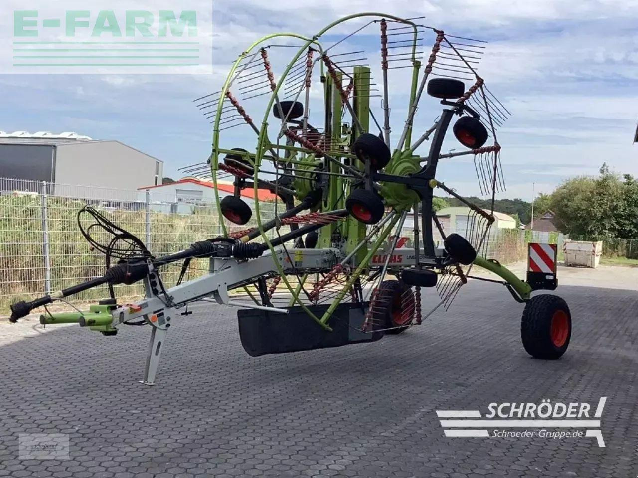 CLAAS liner 2800 - Ot toplama tırmığı: fotoğraf 3 CLAAS liner 2800 - Ot toplama tırmığı: fotoğraf 3