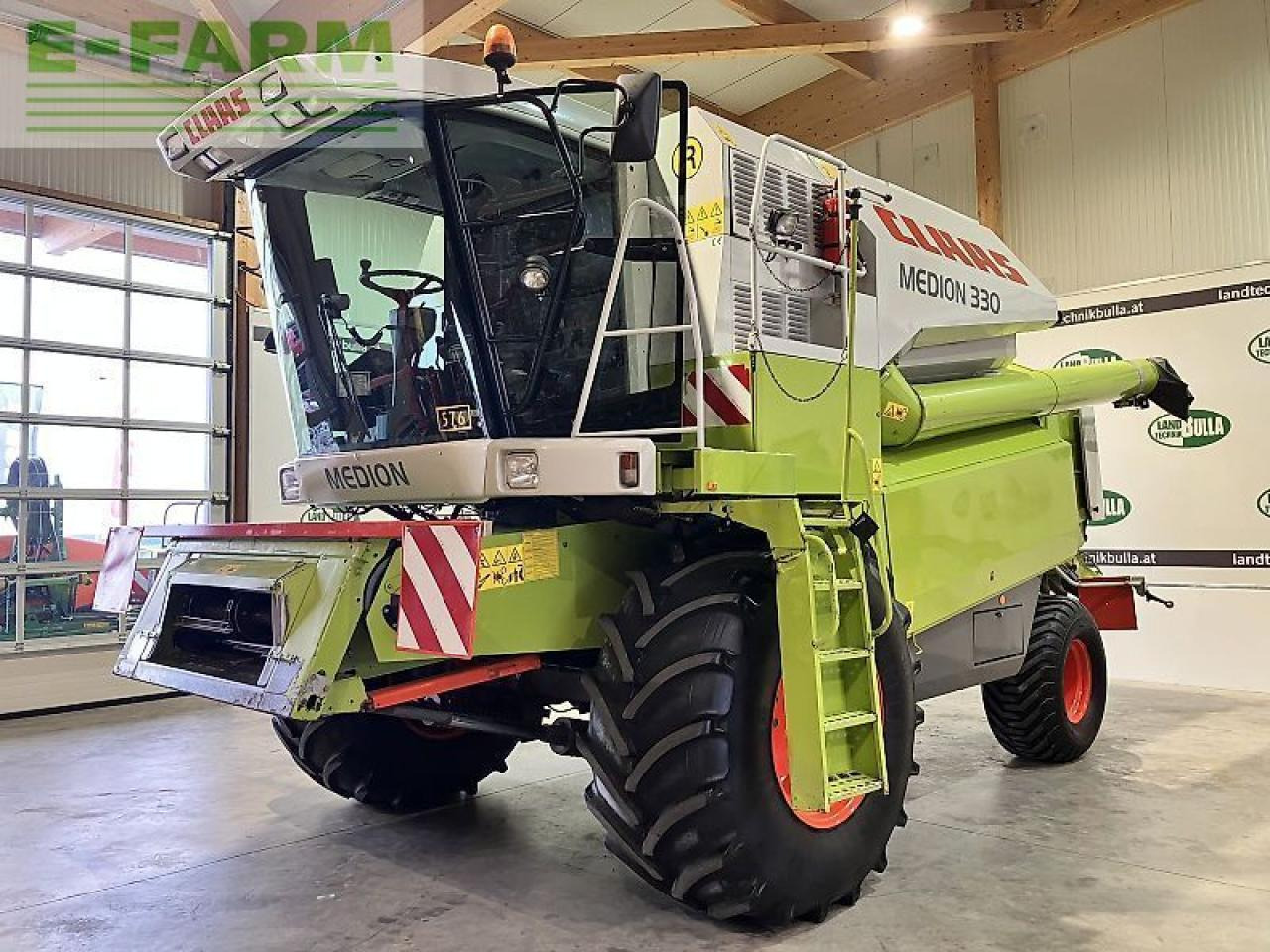 CLAAS medion 330 - Biçerdöver: fotoğraf 1 CLAAS medion 330 - Biçerdöver: fotoğraf 1