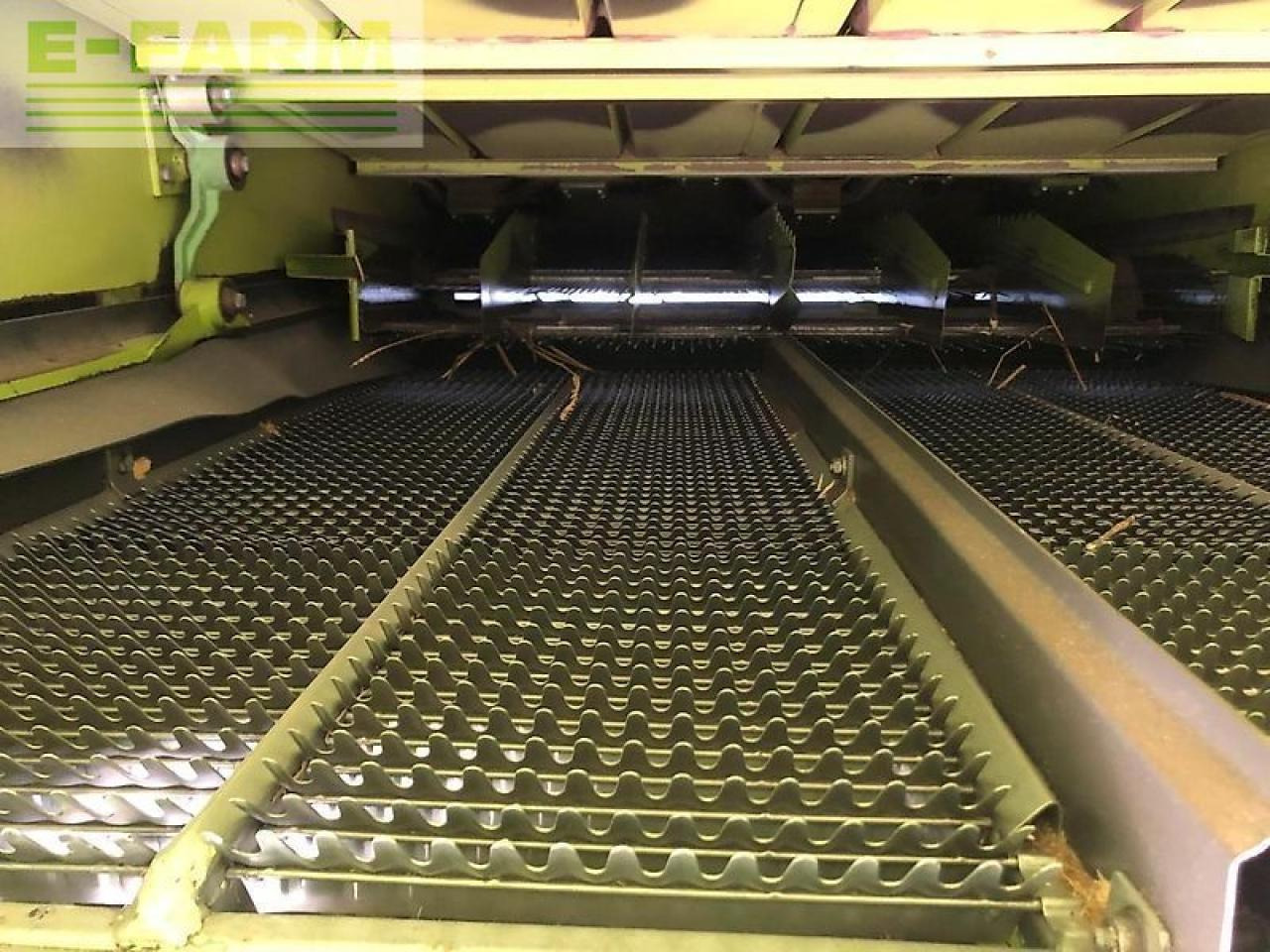 Biçerdöver CLAAS mega 208: fotoğraf 17