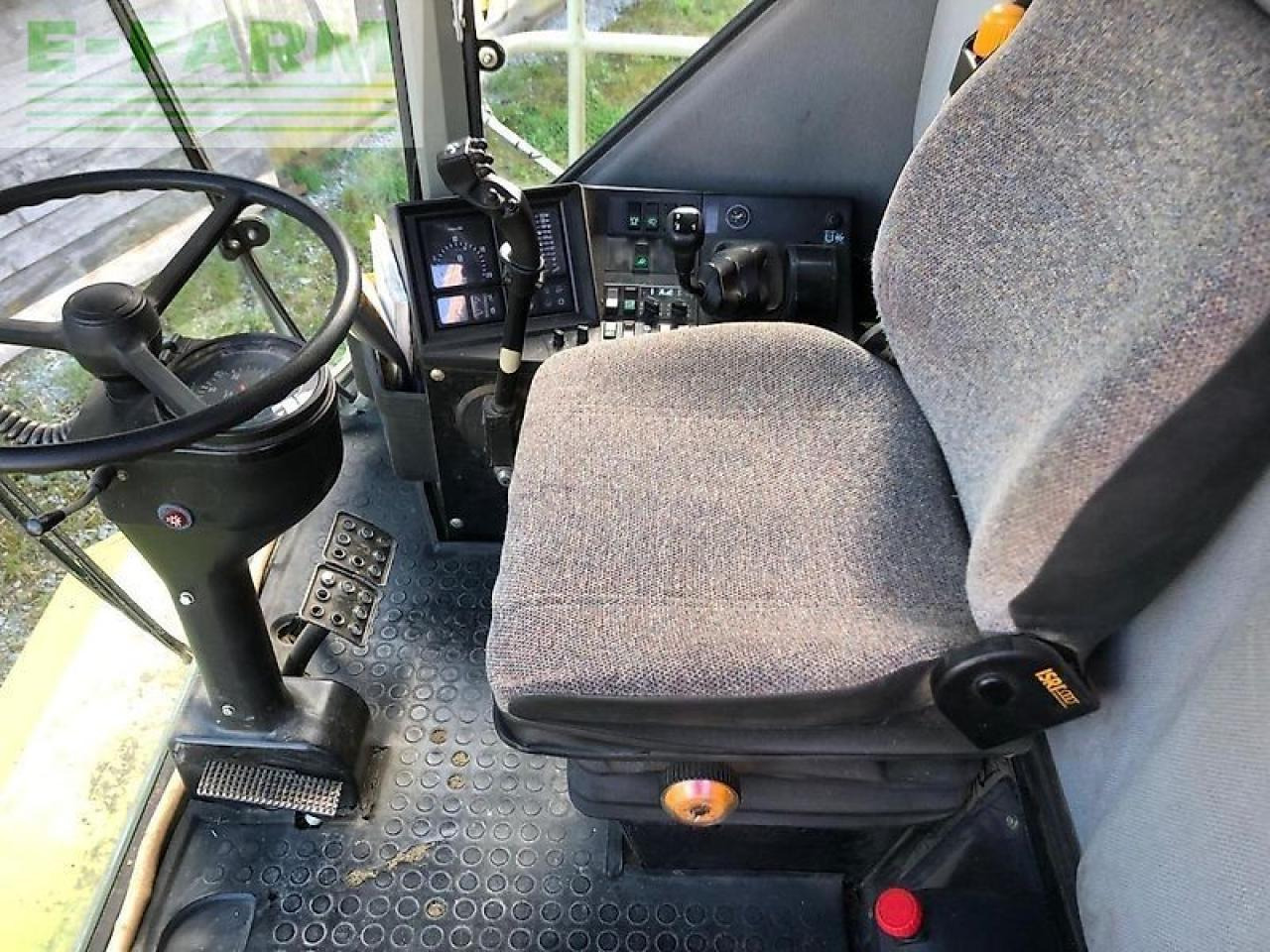 Biçerdöver CLAAS mega 208: fotoğraf 12