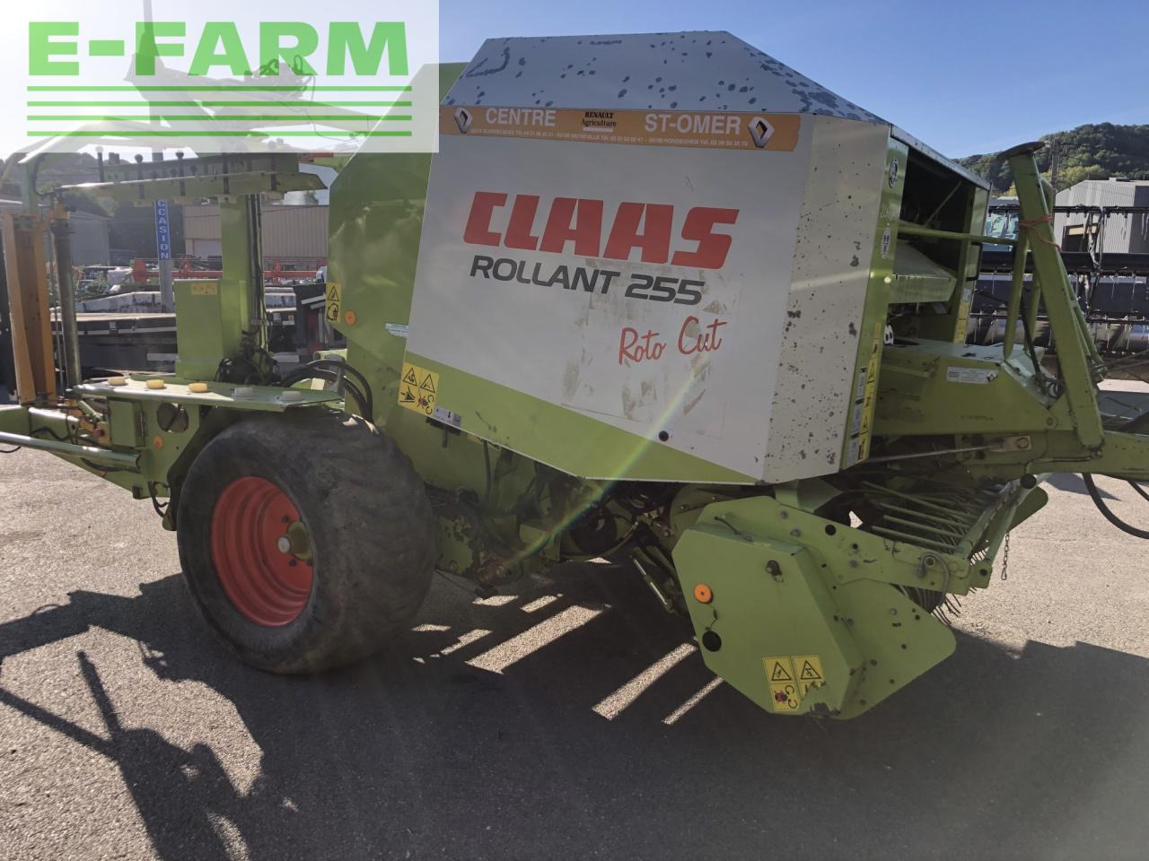 CLAAS rollant 255 rc uniwrap - Kare balya makinesi: fotoğraf 2 CLAAS rollant 255 rc uniwrap - Kare balya makinesi: fotoğraf 2