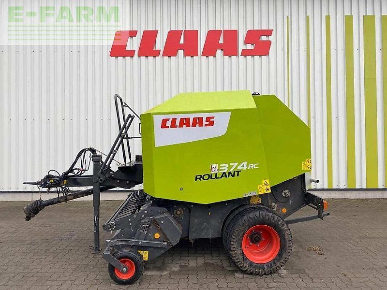 CLAAS rollant 374 rc pro - Kare balya makinesi: fotoğraf 1 CLAAS rollant 374 rc pro - Kare balya makinesi: fotoğraf 1