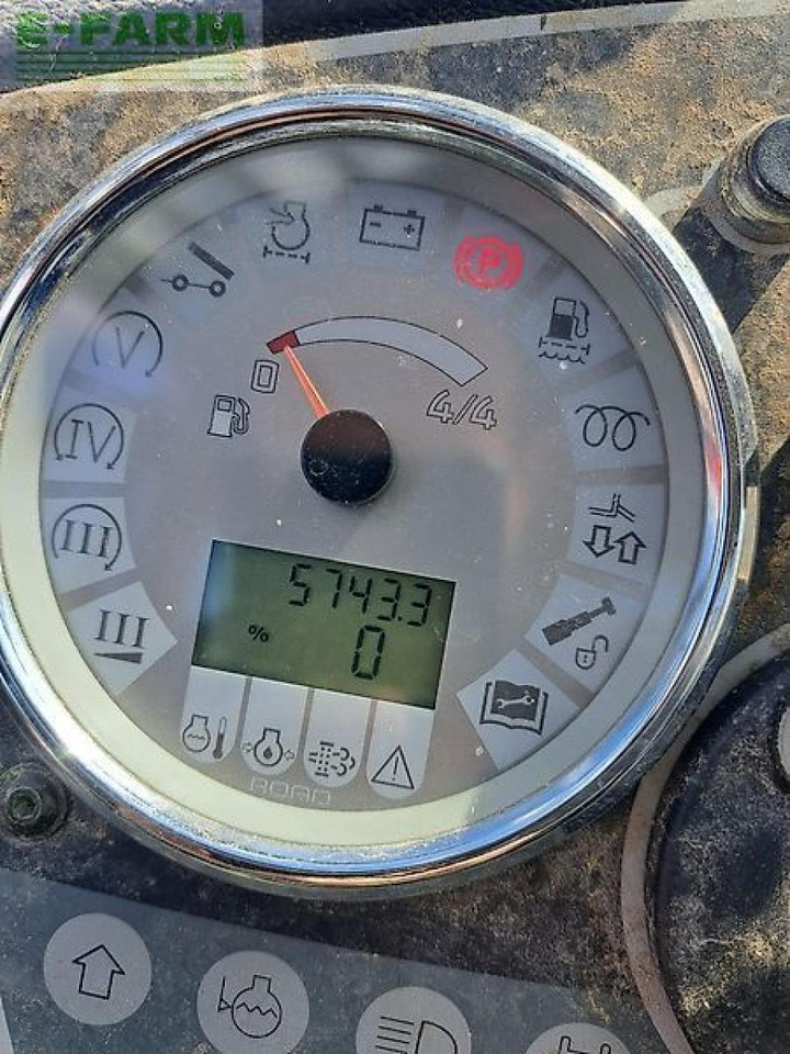 Teleskopik yükleyici CLAAS scorpion 9055: fotoğraf 6 Teleskopik yükleyici CLAAS scorpion 9055: fotoğraf 6