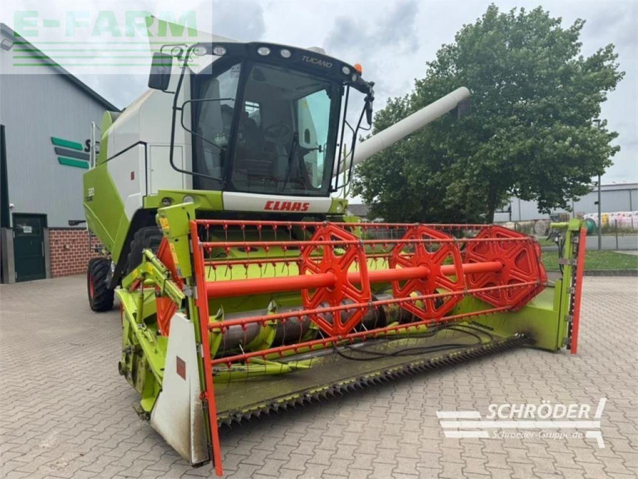 CLAAS tucano 320 - Biçerdöver: fotoğraf 1 CLAAS tucano 320 - Biçerdöver: fotoğraf 1