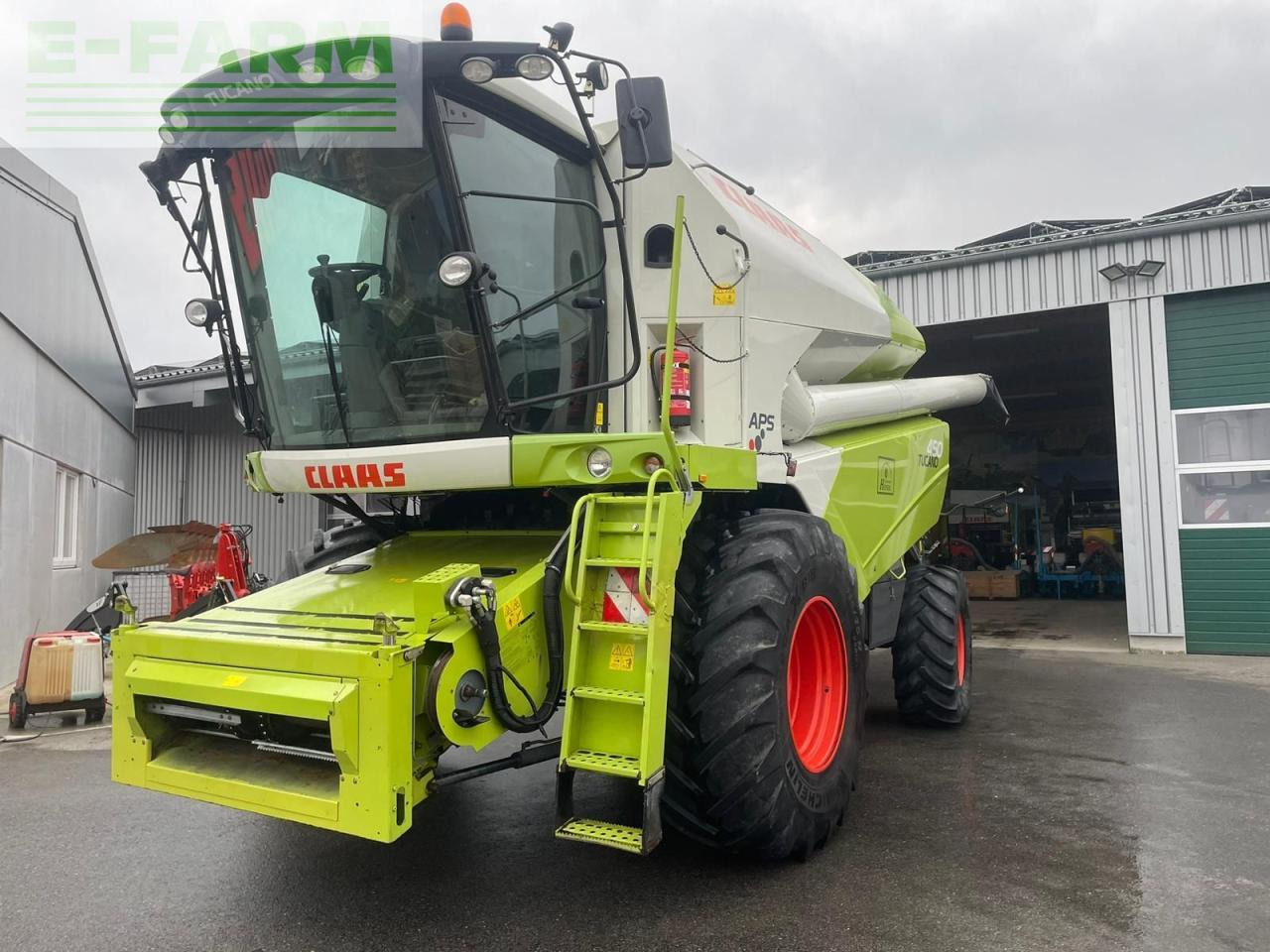 CLAAS tucano 450 - Biçerdöver: fotoğraf 1 CLAAS tucano 450 - Biçerdöver: fotoğraf 1