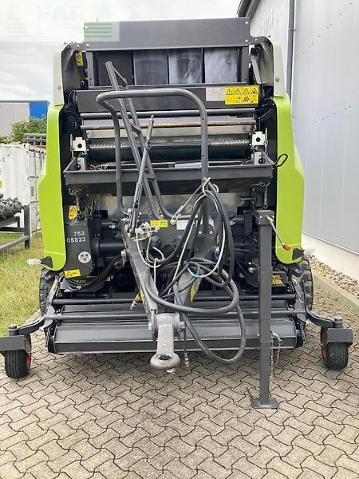 CLAAS variant 485 rc pro - Kare balya makinesi: fotoğraf 5 CLAAS variant 485 rc pro - Kare balya makinesi: fotoğraf 5