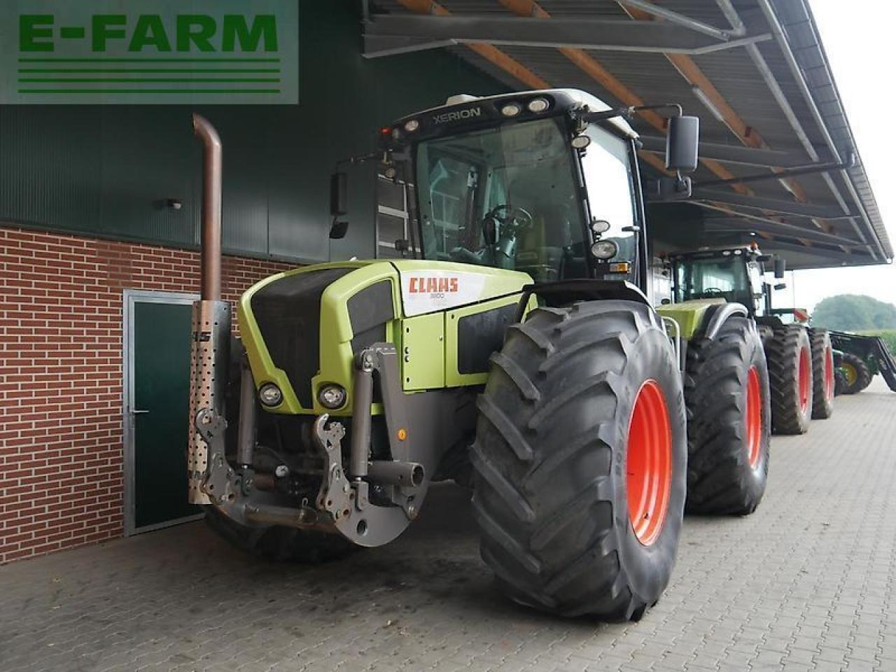 CLAAS xerion 3800 trac TRAC - Traktör: fotoğraf 3 CLAAS xerion 3800 trac TRAC - Traktör: fotoğraf 3