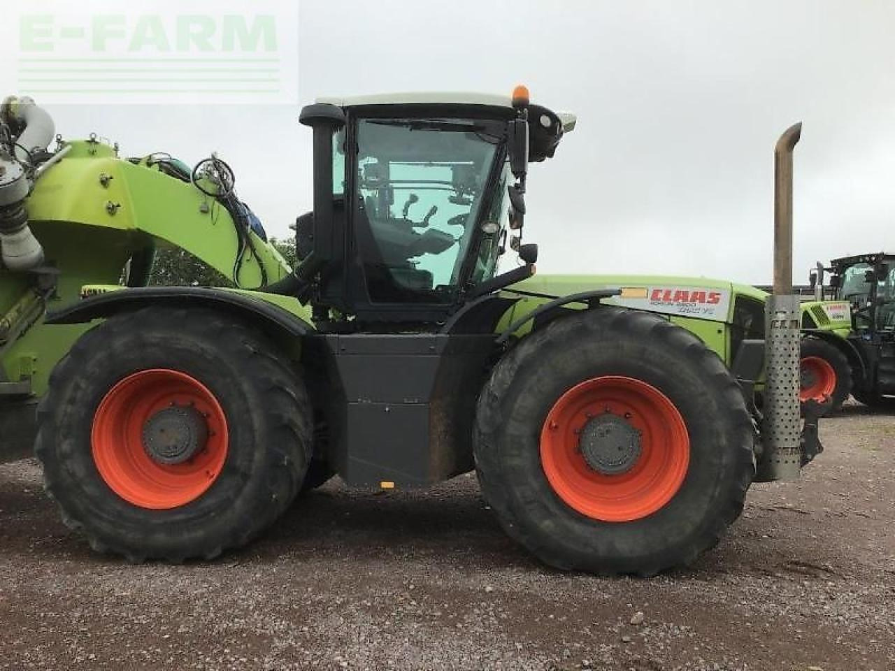 CLAAS xerion 3800 trac vc TRAC VC - Traktör: fotoğraf 5 CLAAS xerion 3800 trac vc TRAC VC - Traktör: fotoğraf 5